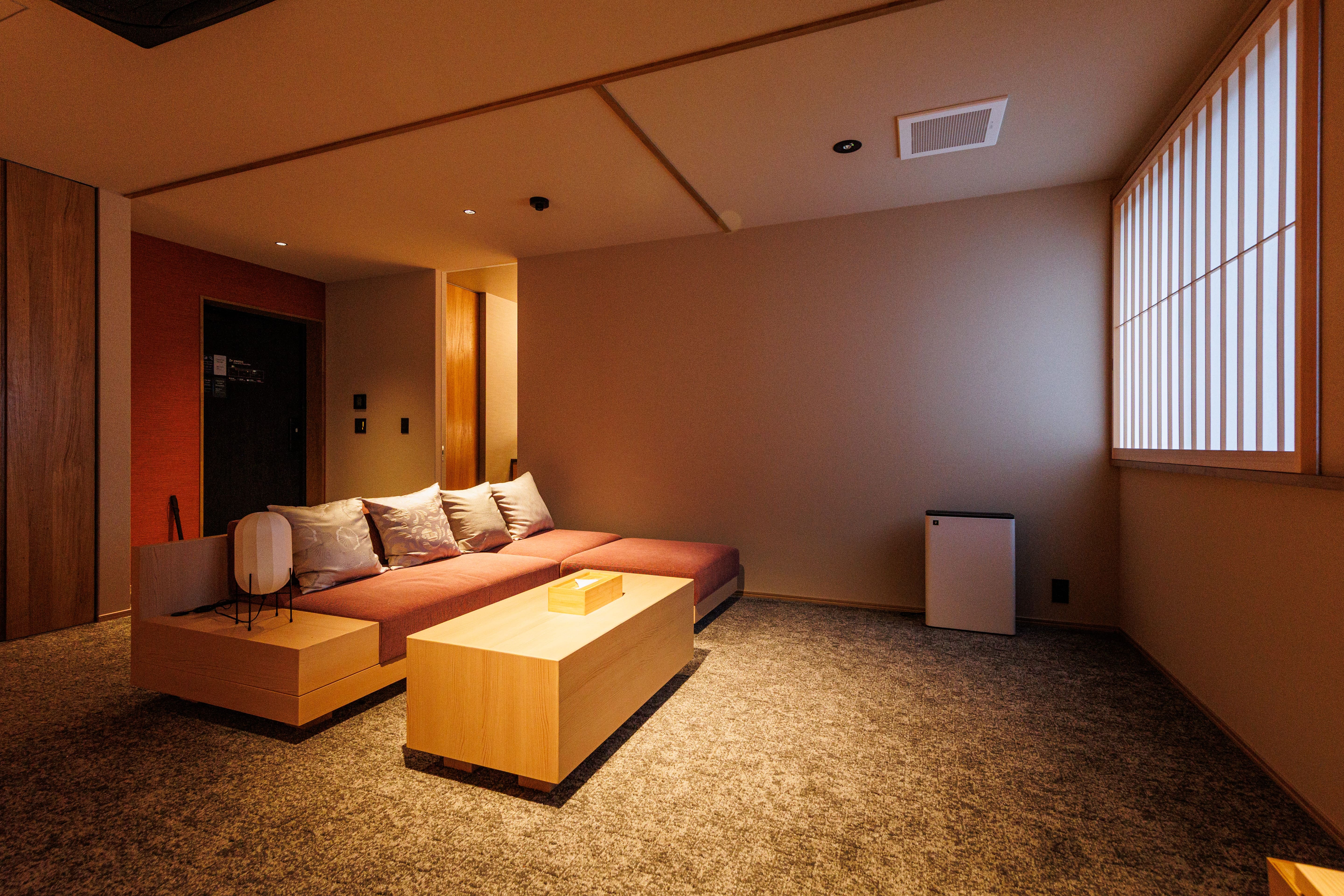 ジュニアスイート　　　　　　　春日の森フロントビュー②