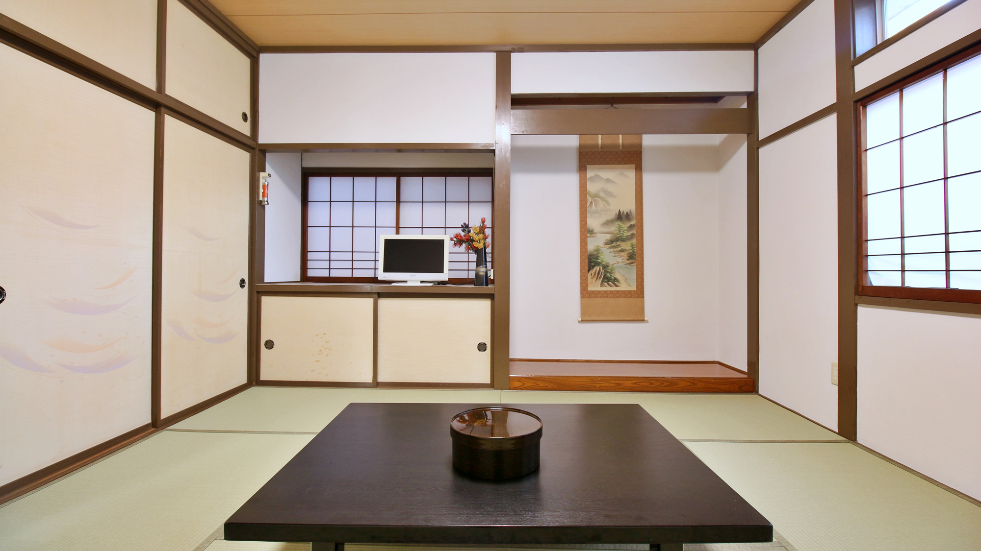 【客室】和室8畳