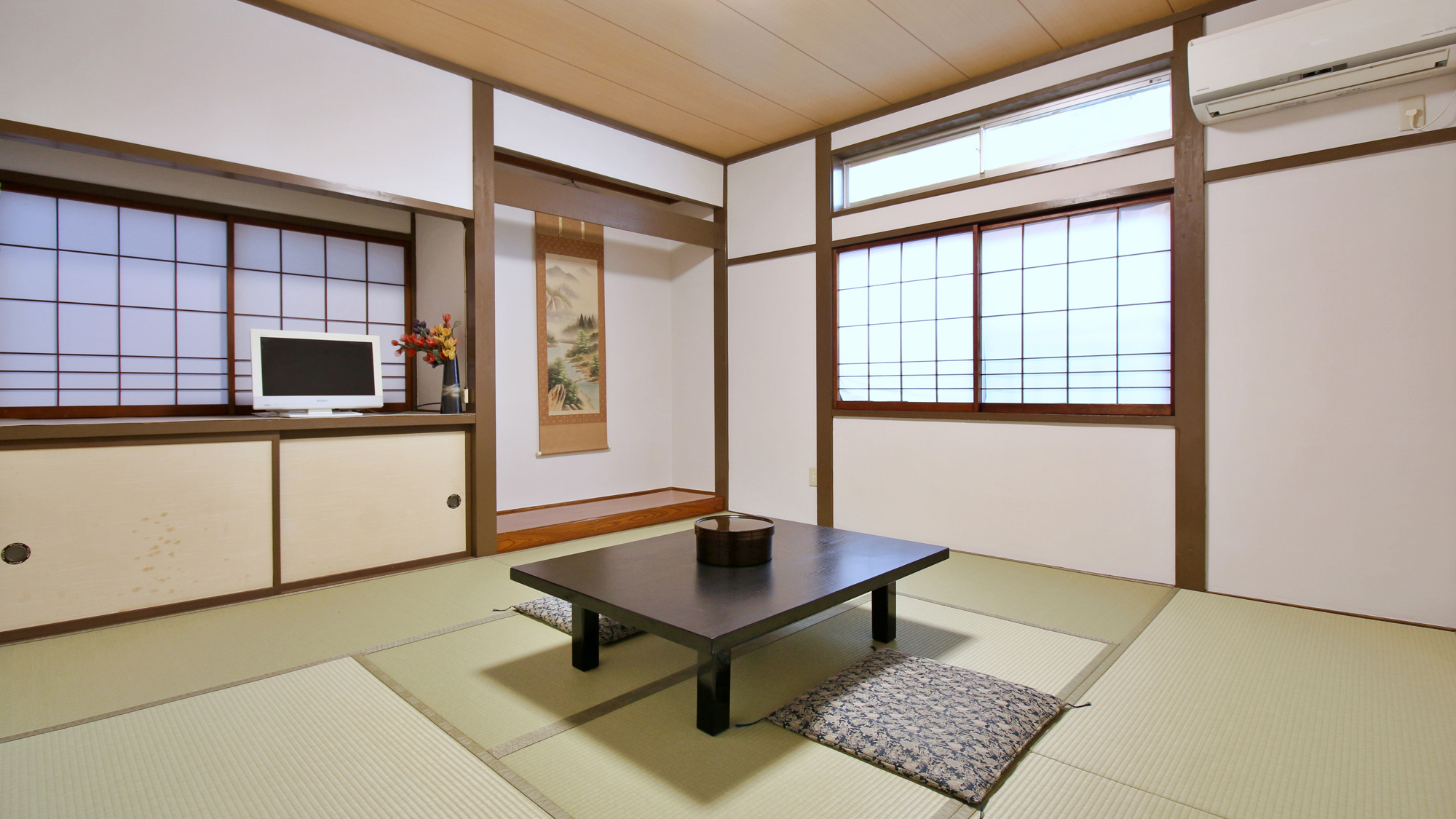 【客室】和室8畳