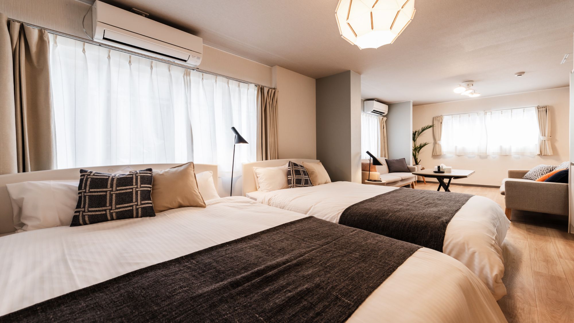 【ツインルーム（キッチン・シャワー・トイレ付）205室】4名様までOK！ご家族や友人と寛げる2ダブル