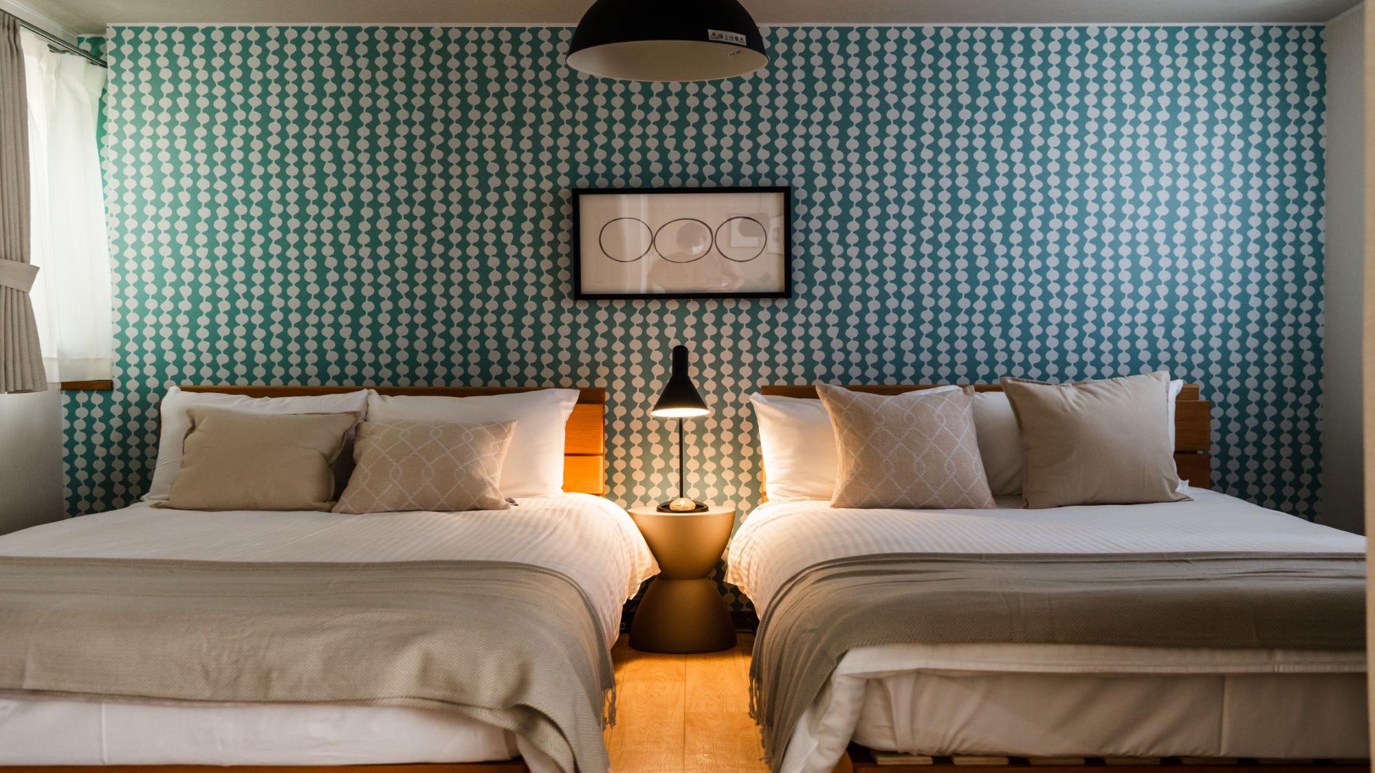 【セミダブルツイン（キッチン・シャワー・トイレ付）207室】120cm幅の広々ベッドで快眠を。