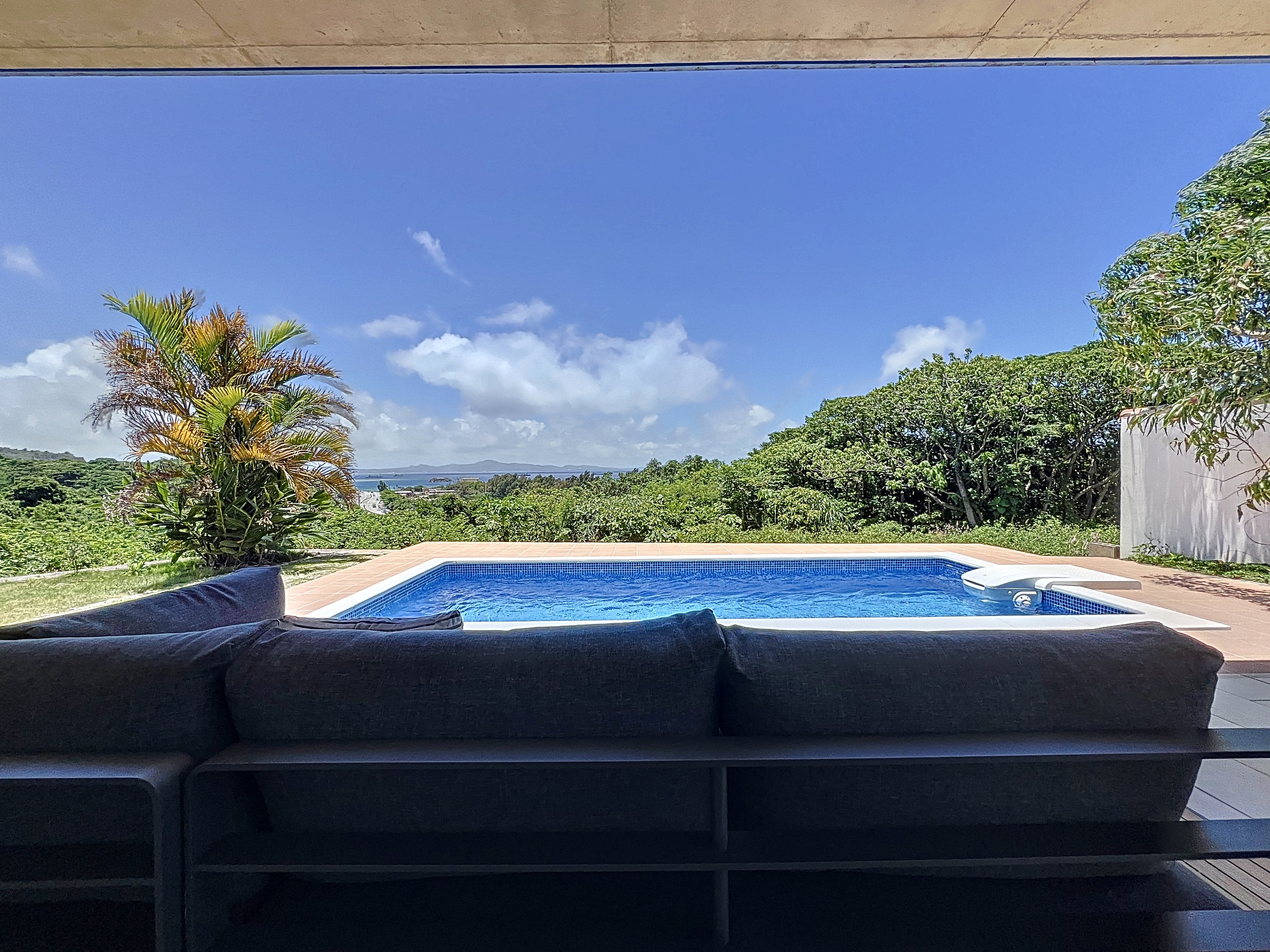 バルコニー・プライベートプール