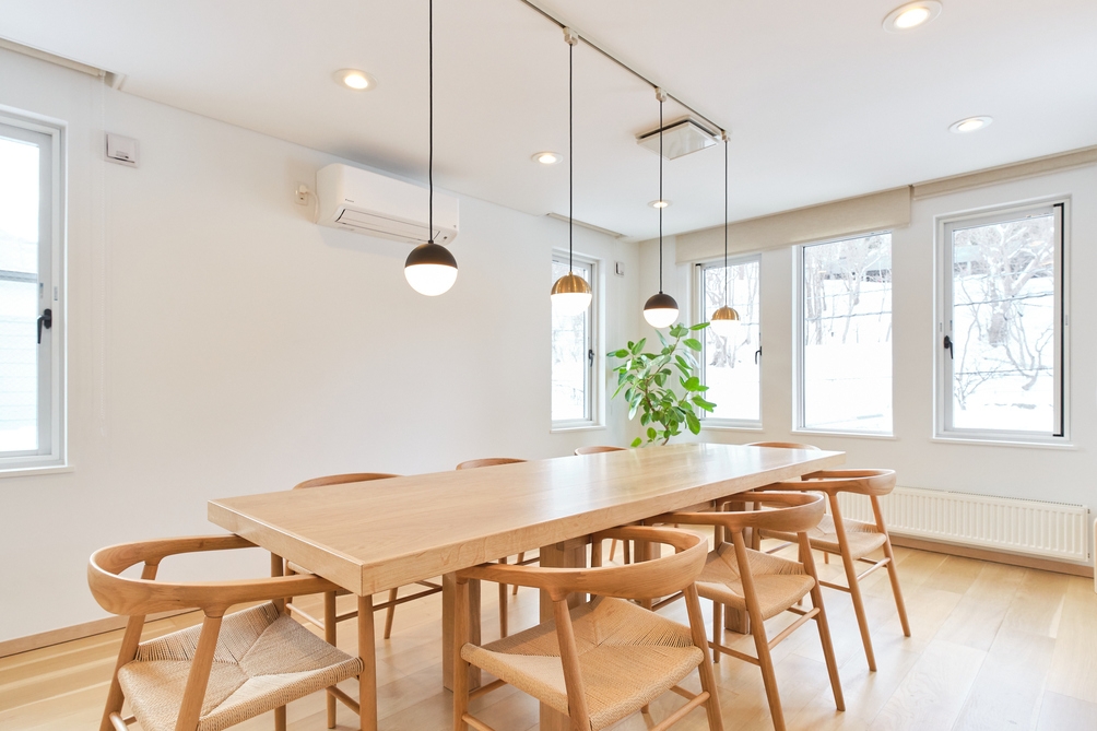 【1泊素泊まり】4寝室、2バスルーム、キッチン完備！人気カフェ・ベーカリー徒歩1分