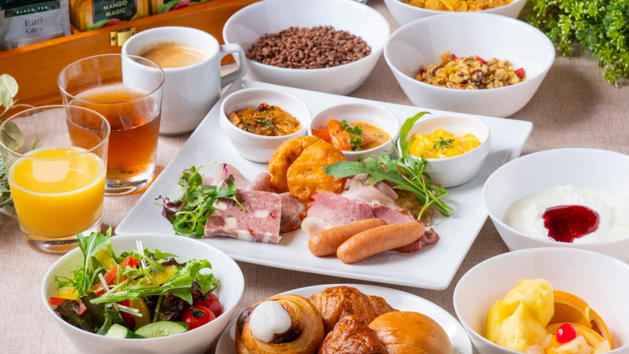 【イメージ】メインからデザートまで揃う、洋食フルラインナップ（洋食例）