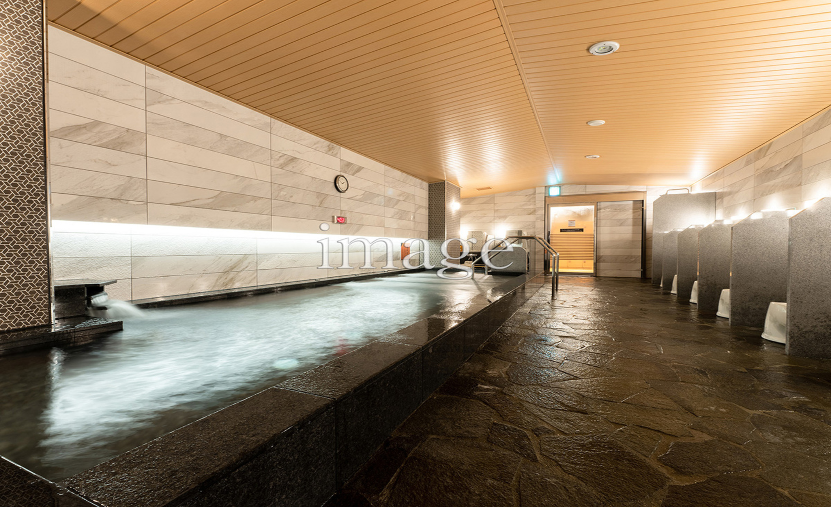 ■準天然光明石温泉（人工温泉）大浴殿（内湯）