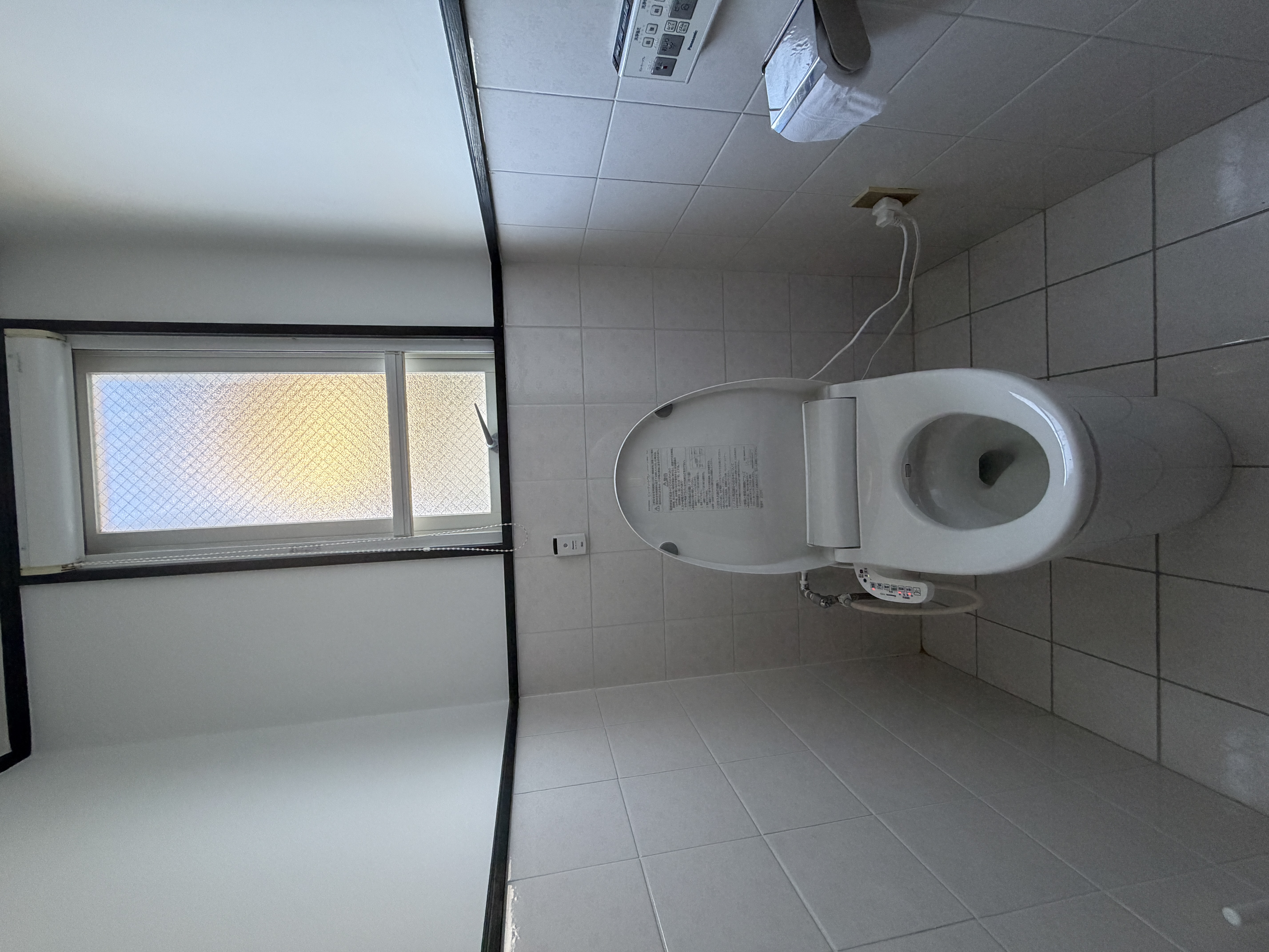 ファミリールーム　トイレ