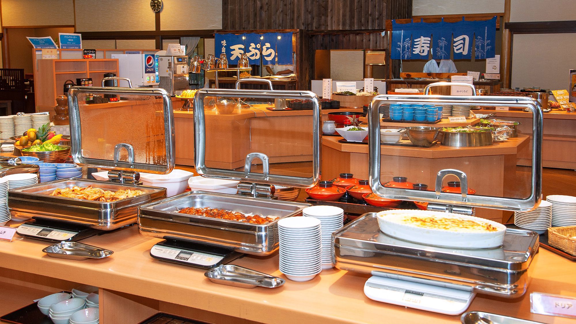【スタンダード】蟹料理も食べ放題　山海の幸が勢ぞろい！ロイヤルビュッフェプラン　＜12〜3月＞