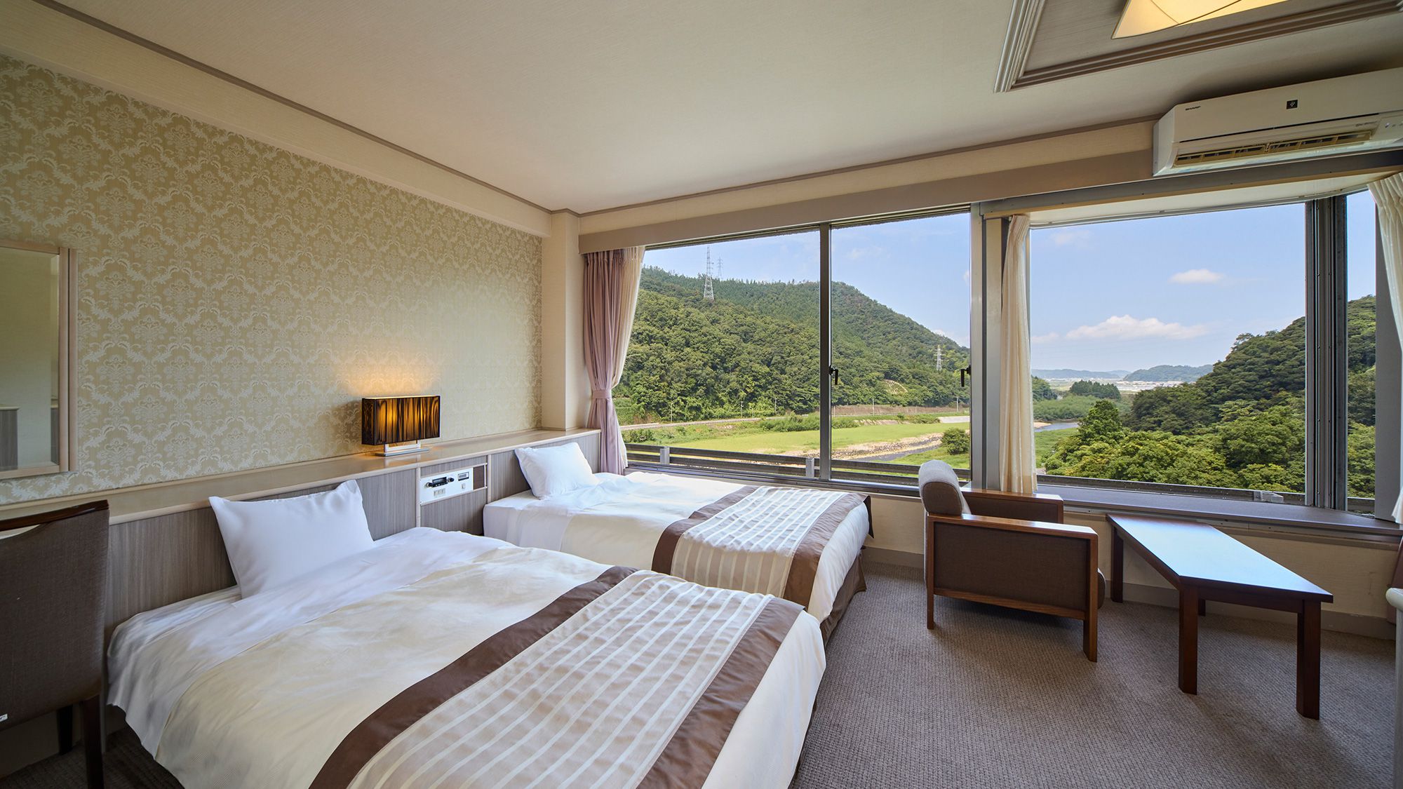 〇ツインルーム