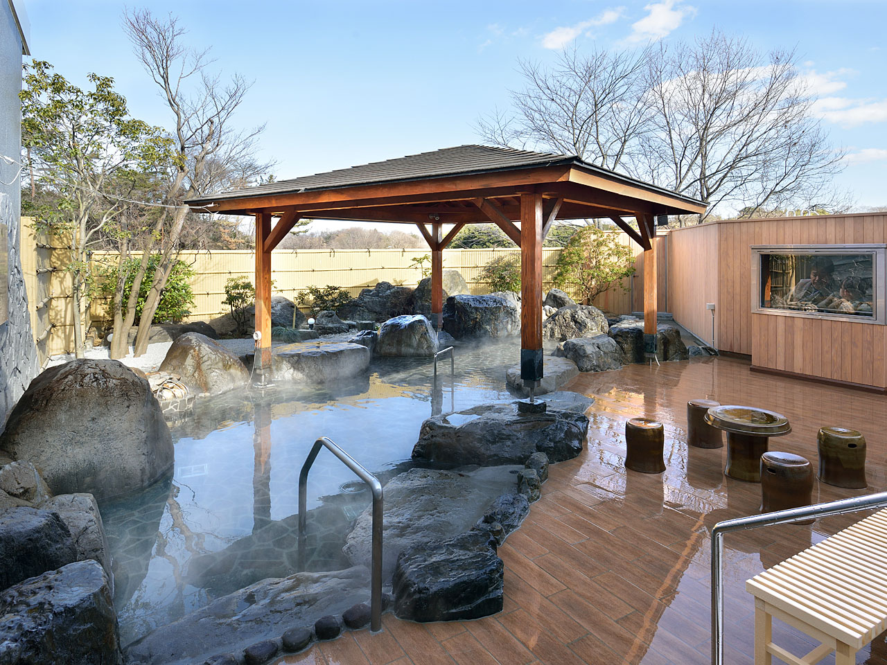 男性露天風呂