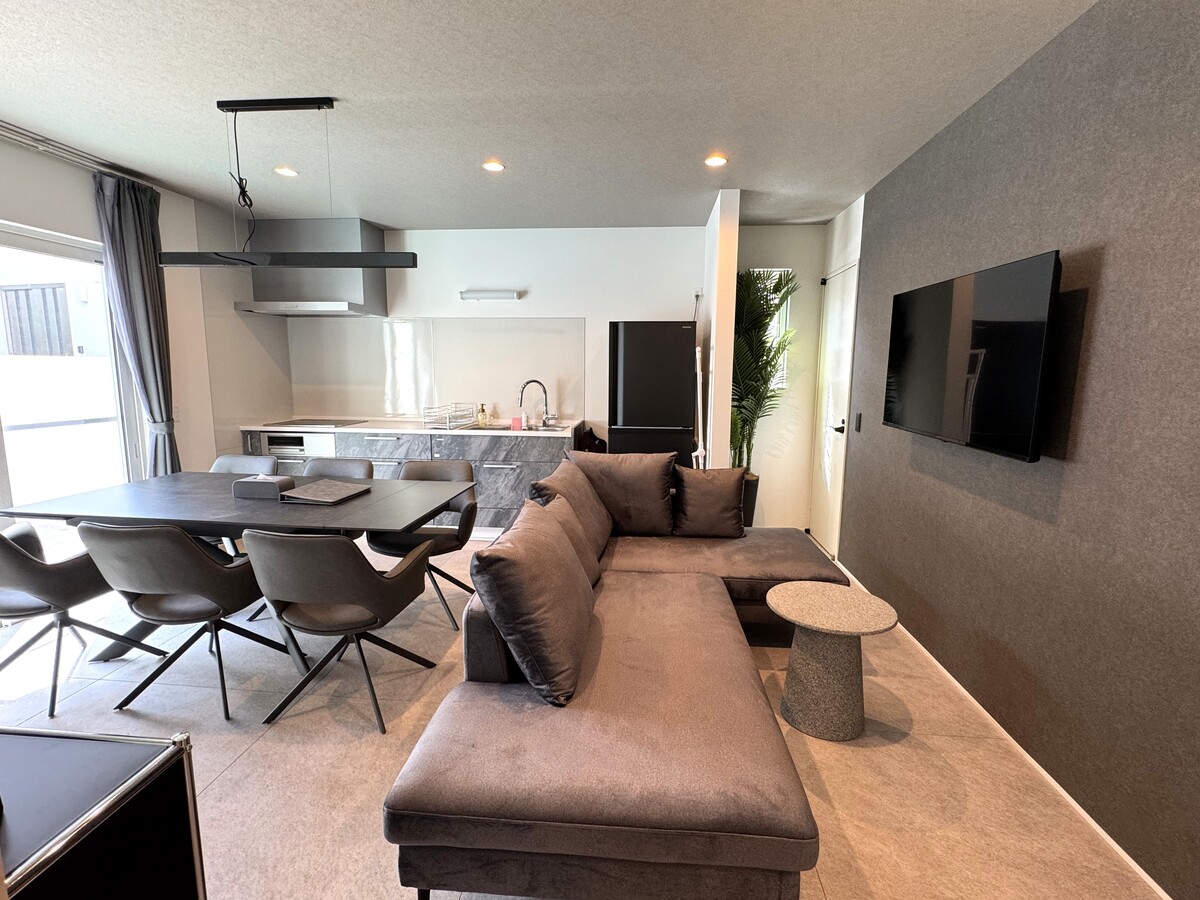 B棟：リビングダイニング