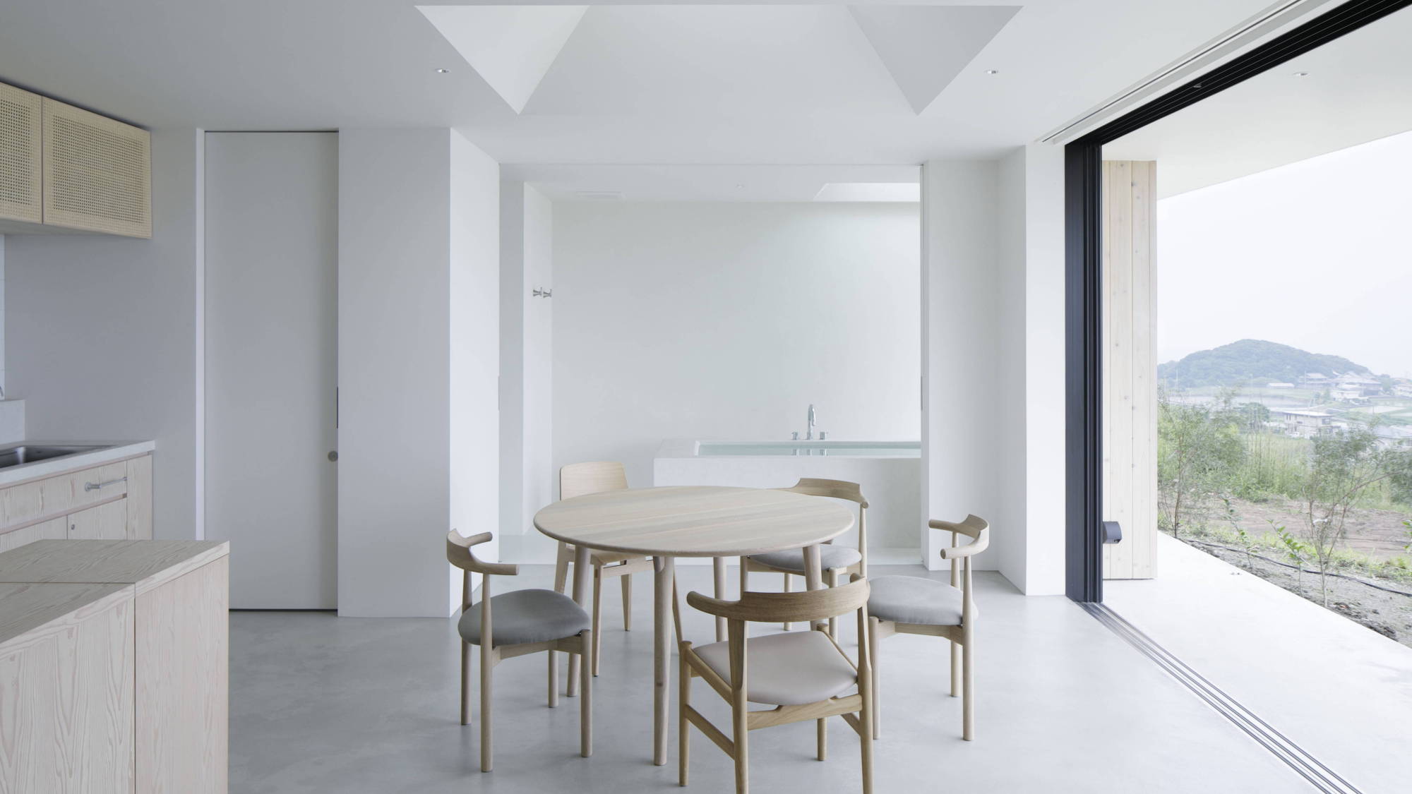 F_HUT：ダイニングキッチン