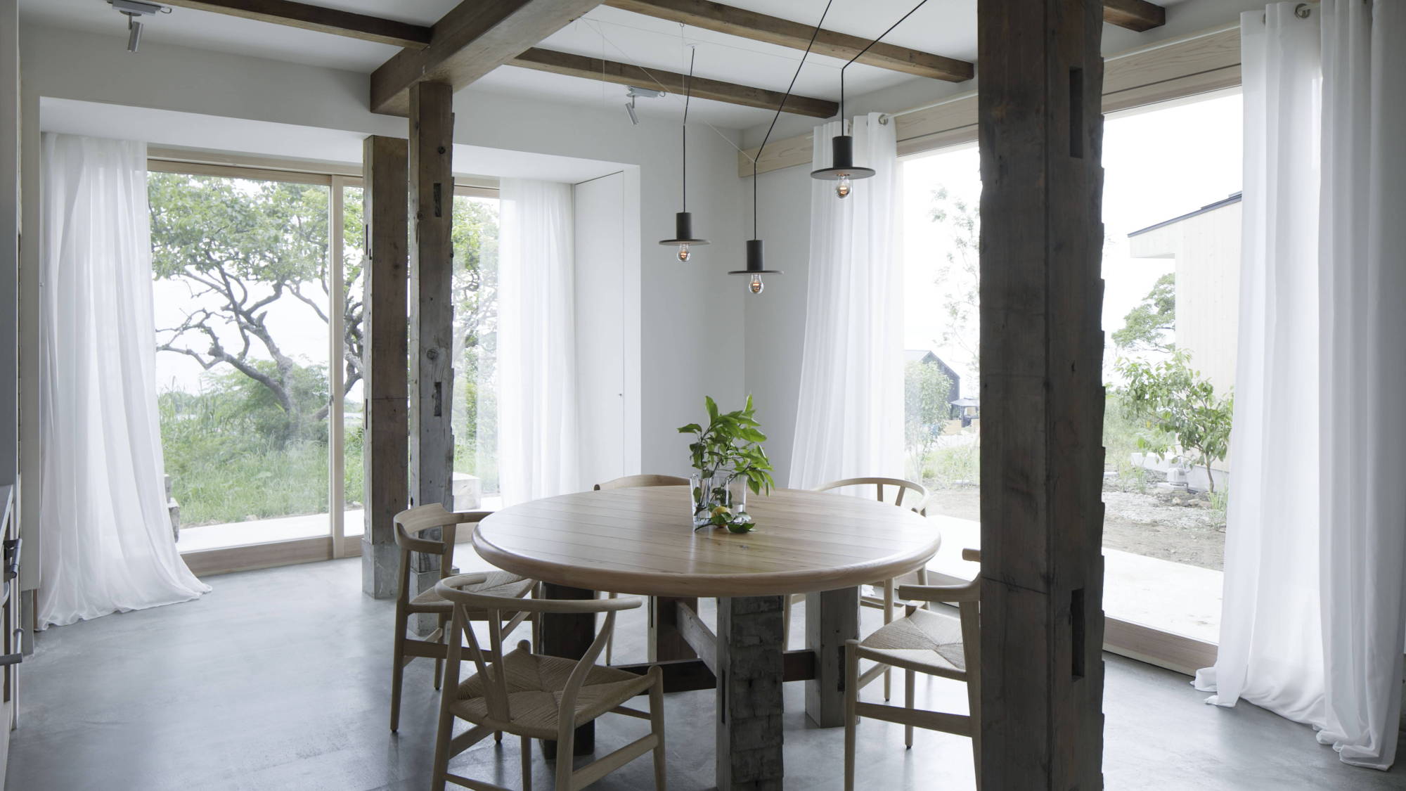 KURA：ダイニング