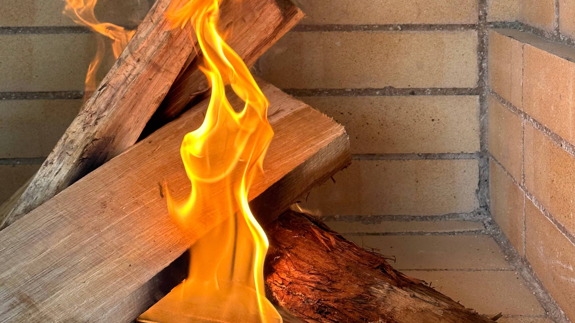 KURA：薪火スペース