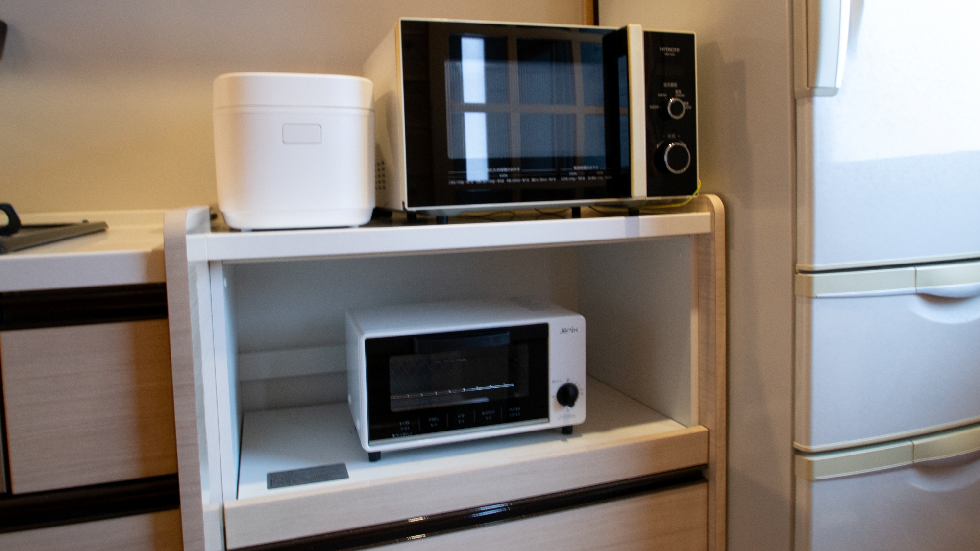 *【キッチン】冷蔵庫はもちろん電子レンジ、炊飯器、トースターをご用意しています。