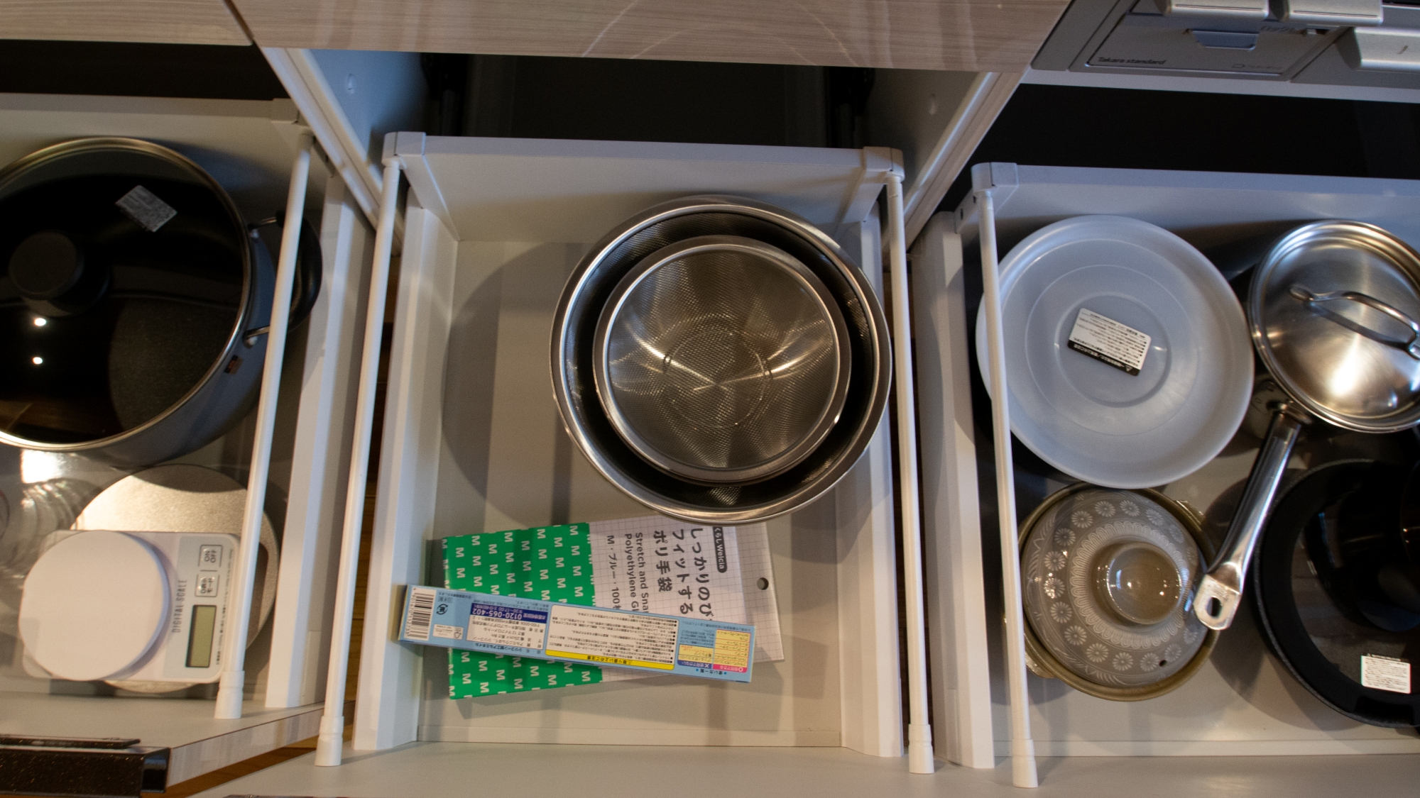 *【キッチン】調理器具も充実、長期滞在にも嬉しい便利なキッチン空間です。