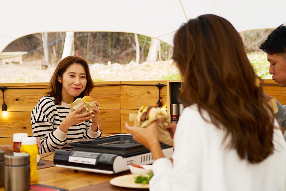 朝食　オリジナルハンバーガー作り体験（2）