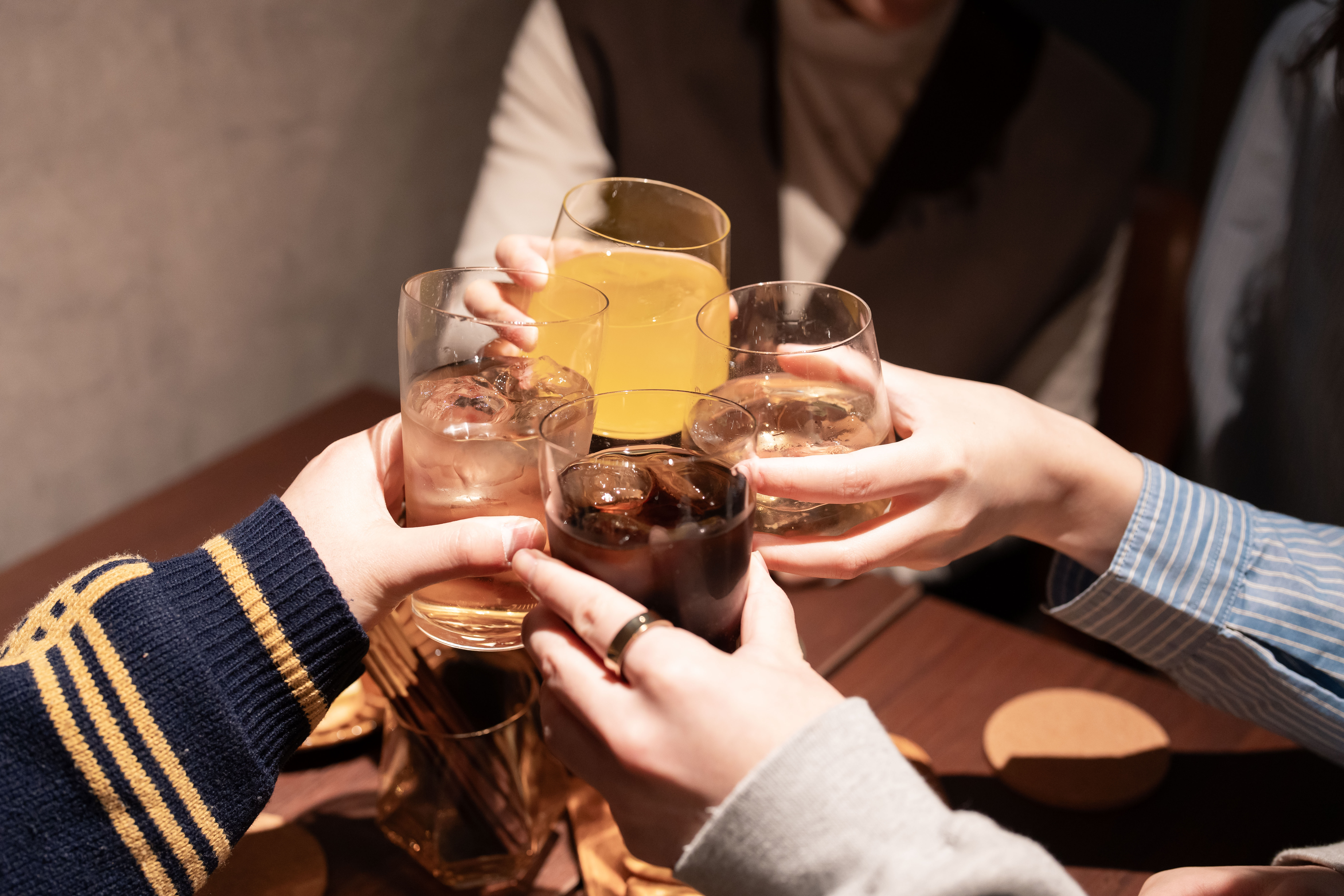 【あんみつと小料理 夜のはこだて】