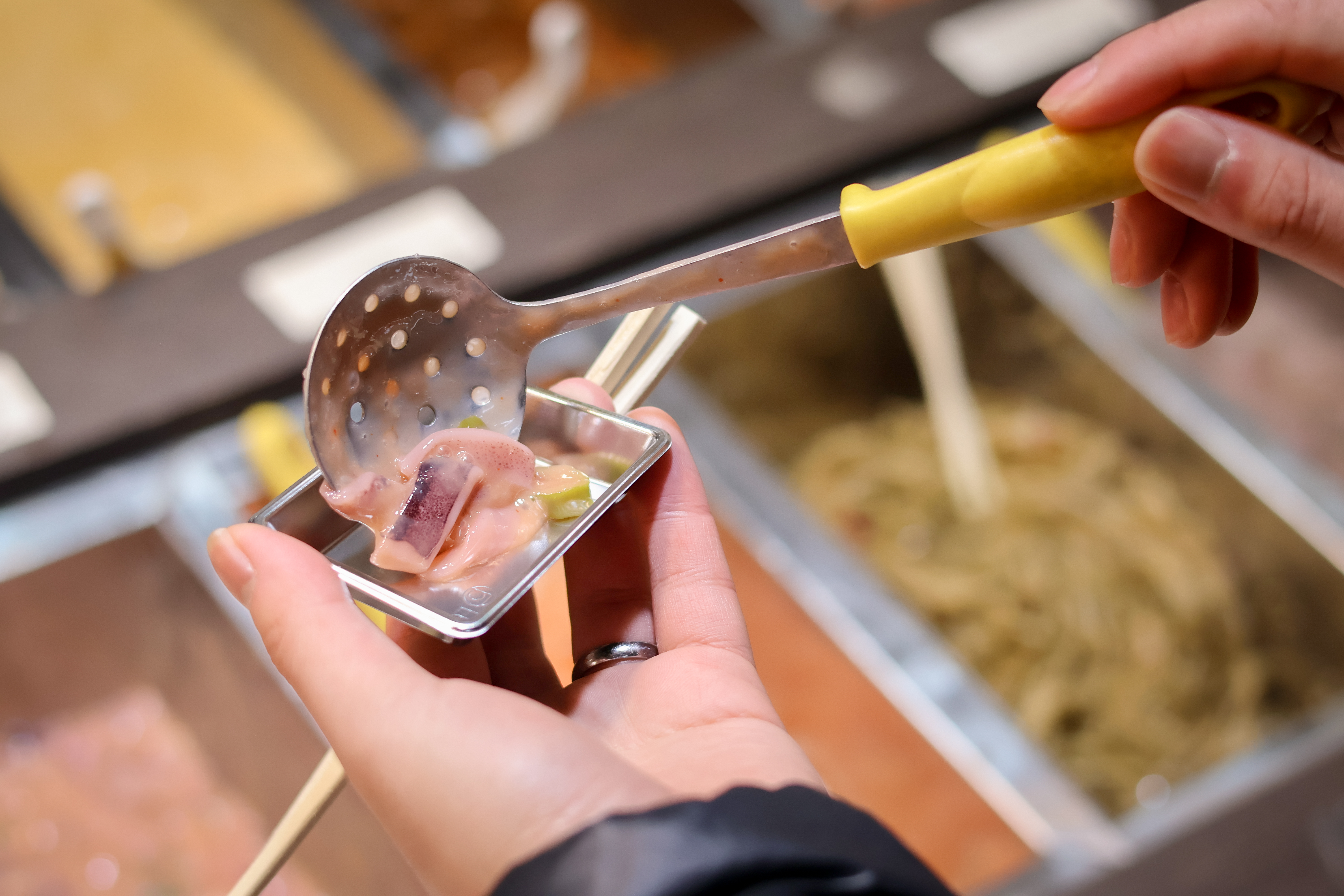 【中島廉売（紺地鮮魚）】