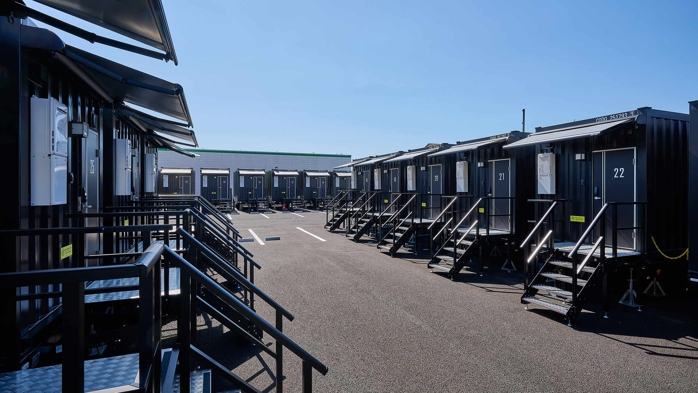 夜でも明るく安心！防犯カメラを複数設置しセキュリティ対策もバッチリ！