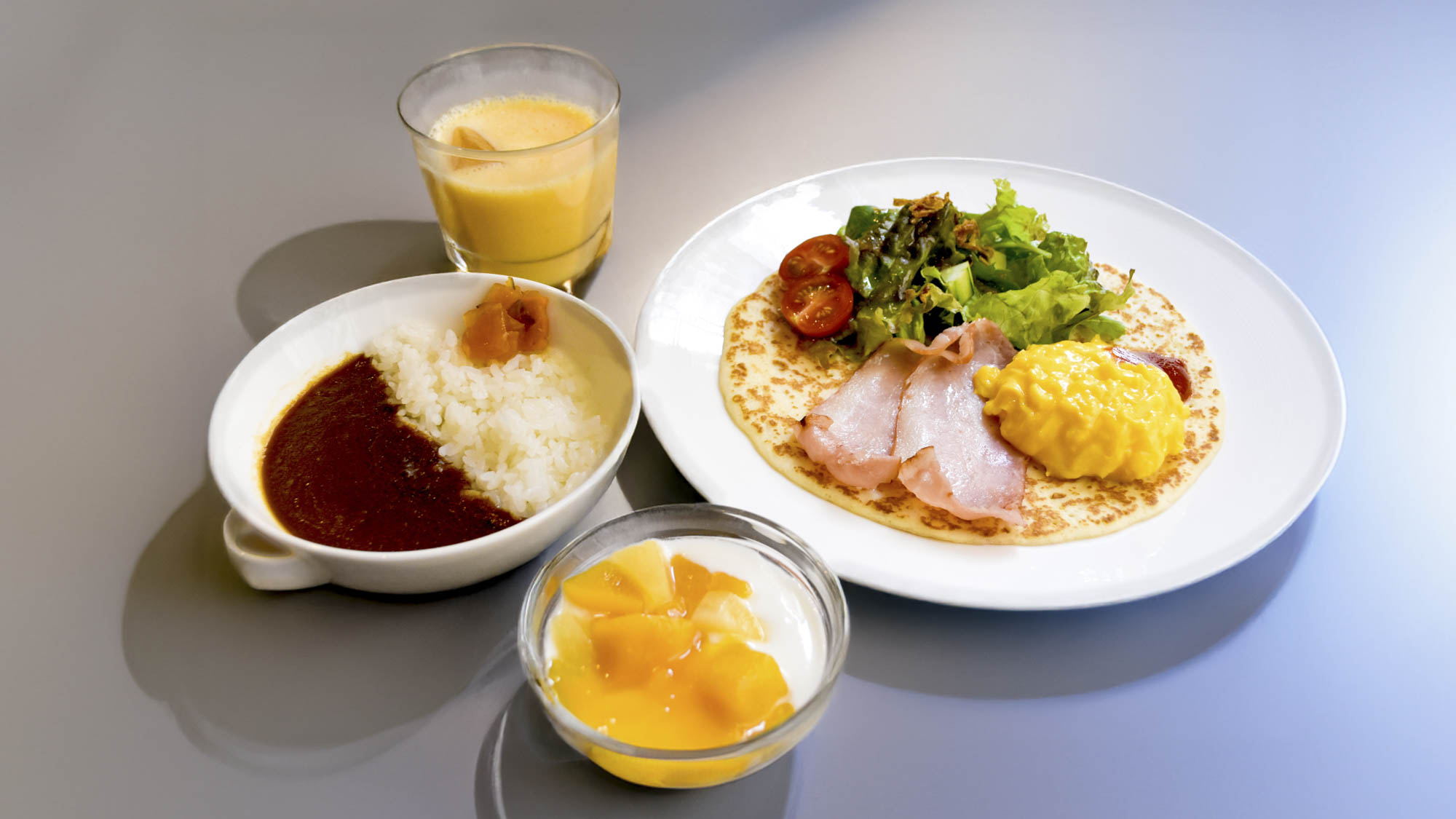 大阪の喫茶店文化の中に誕生した英國屋での朝食付き