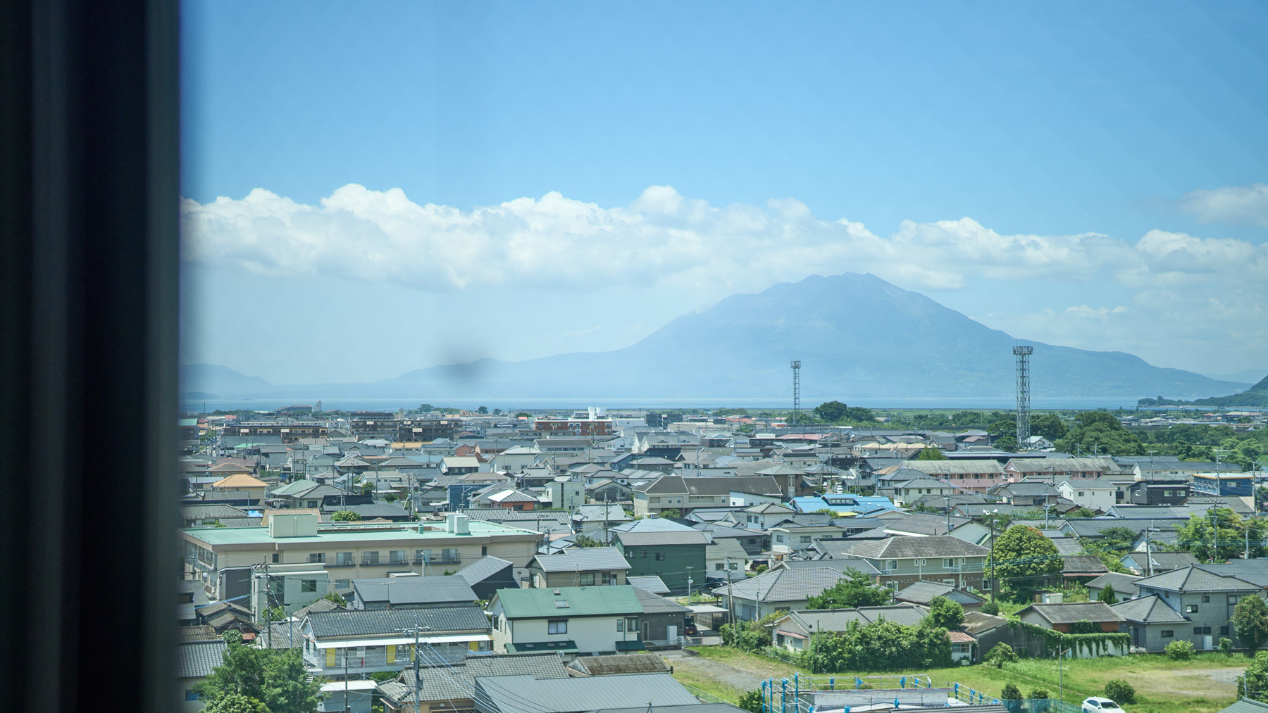 お部屋からの眺望は桜島が見えます