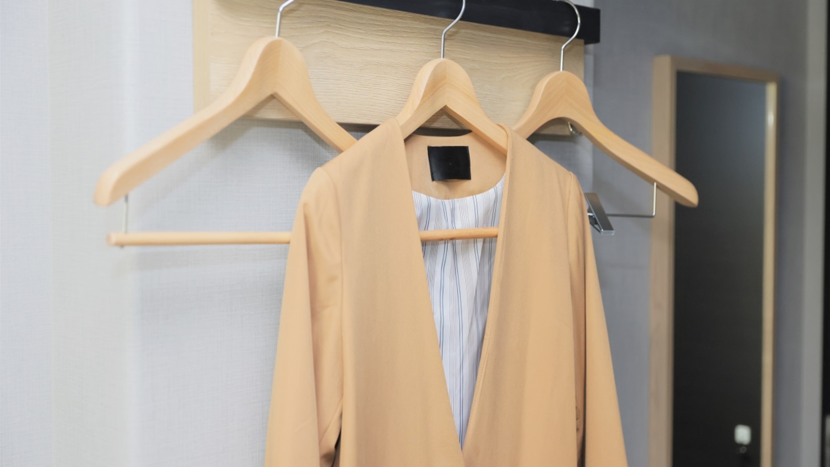 大切なお洋服もシワになりません♪