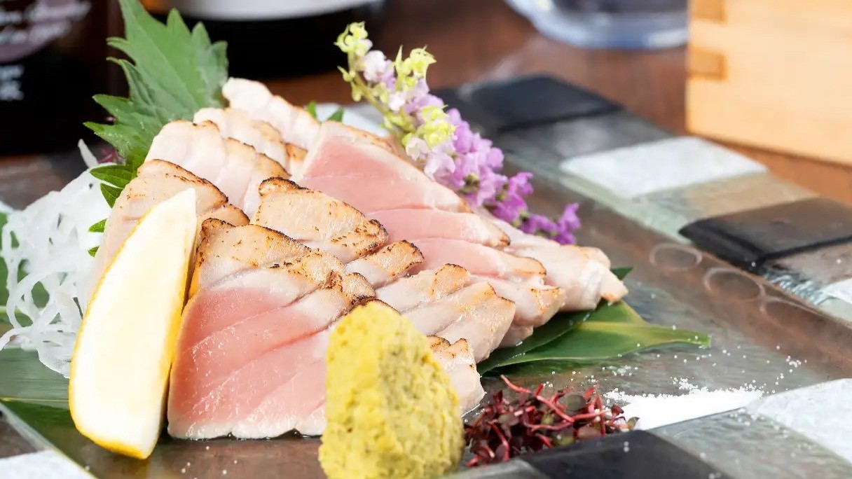 【提携店】地元食材や海鮮にこだわった個室完備の大型居酒屋「IZAKAYA 熊七」
