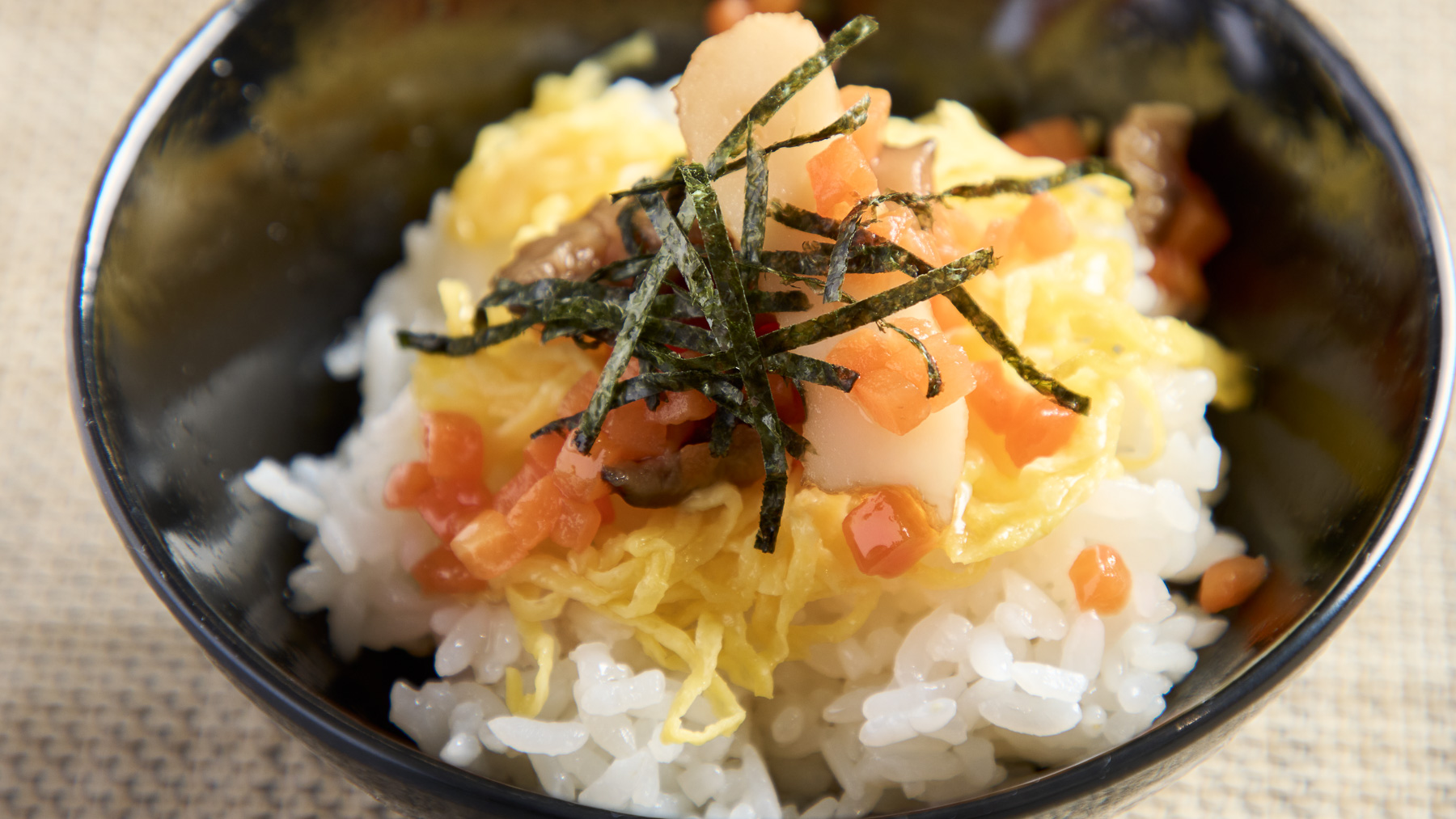 ご当地メニュー「すもじ」