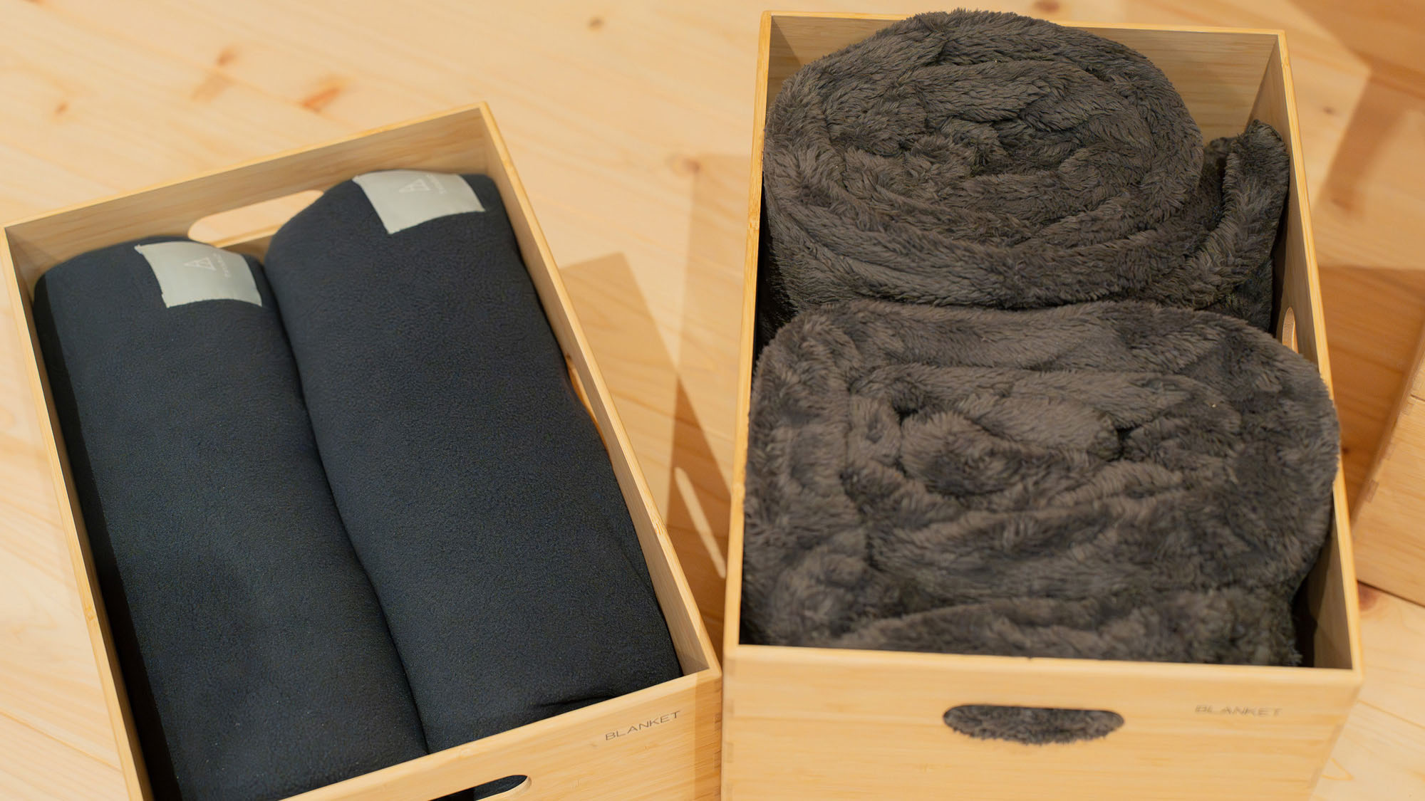 ・【1階/BOX】ブランケット完備。肌寒い日も、お部屋で温かくお過ごしいただけます