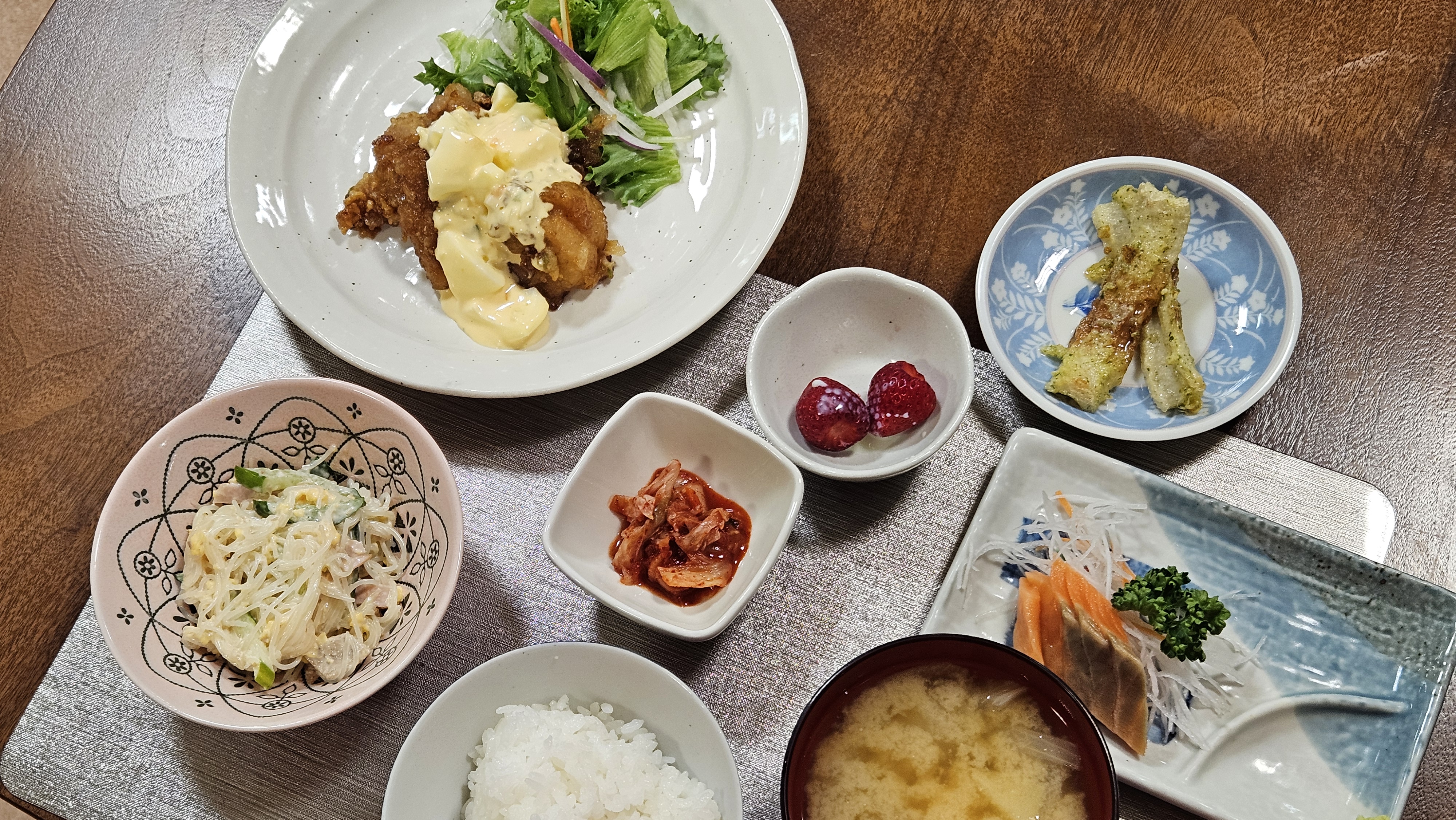 夕食　18 may