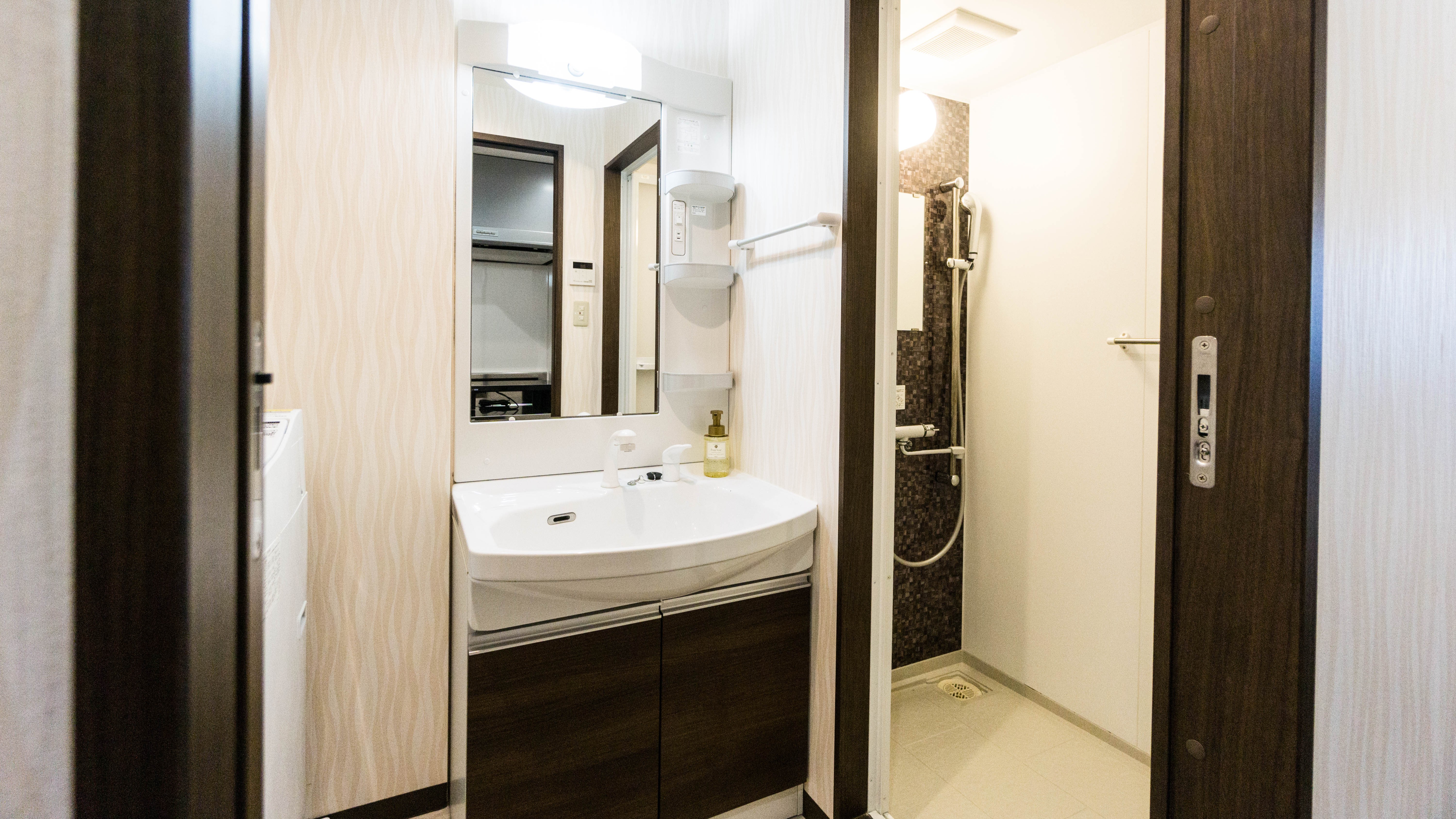 洗面台・シャワールーム