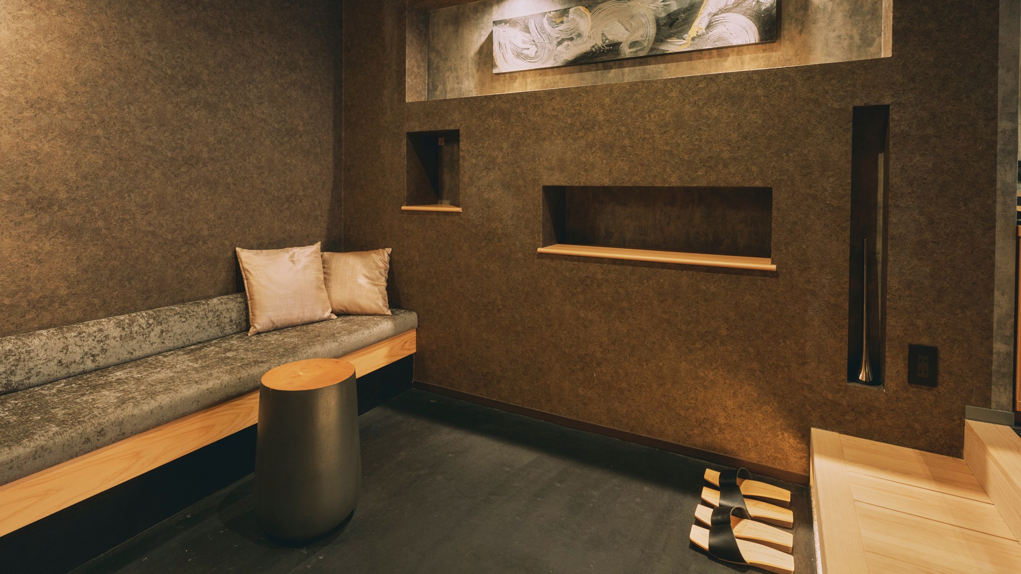 ＜スイートルーム＞土間のある空間で落ち着いて過ごす時間