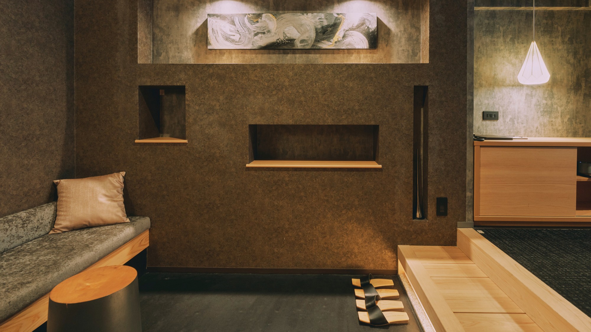 ＜スイートルーム＞広い土間で荷物があっても快適に過ごせる客室