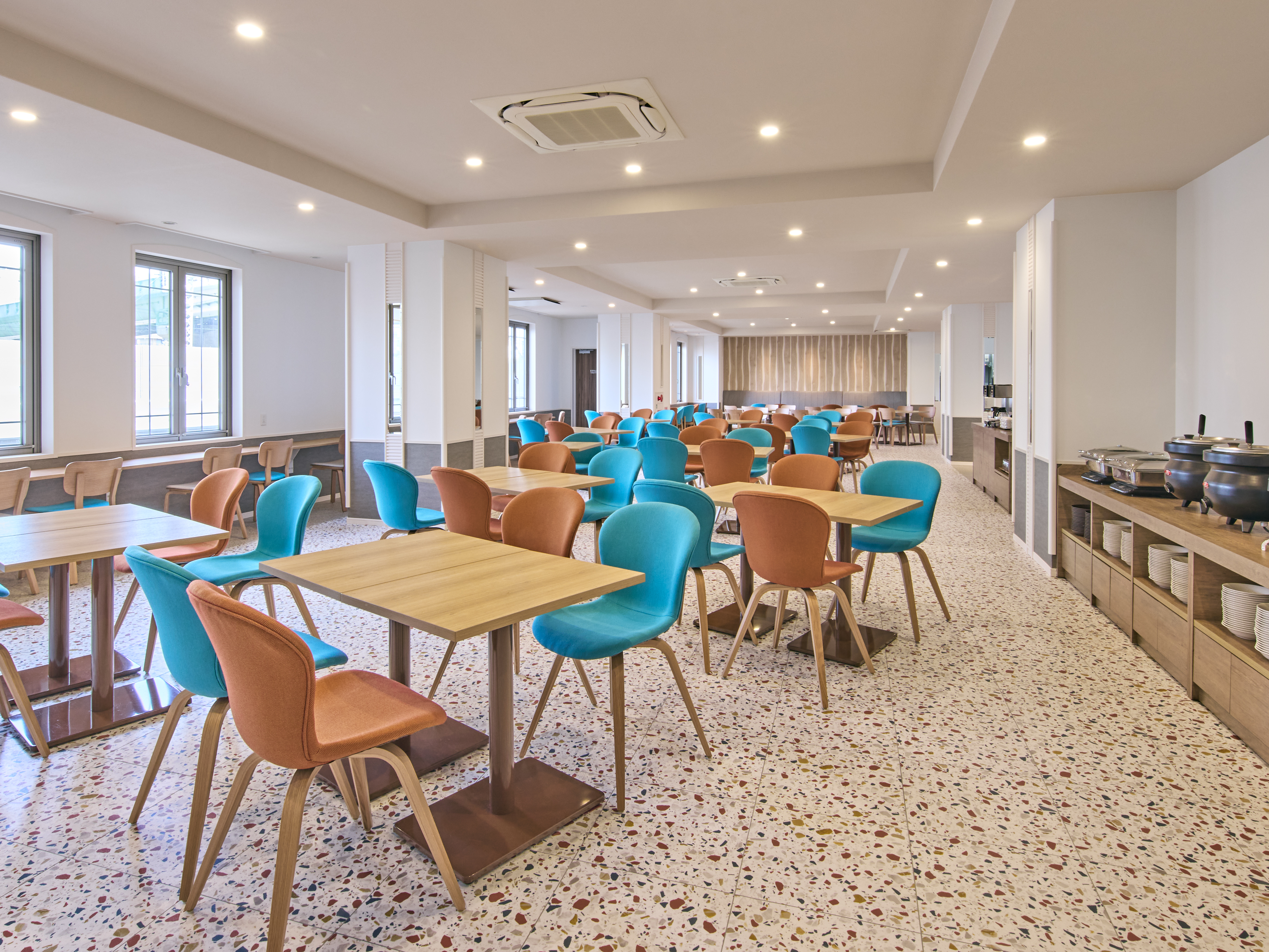 朝食レストラン