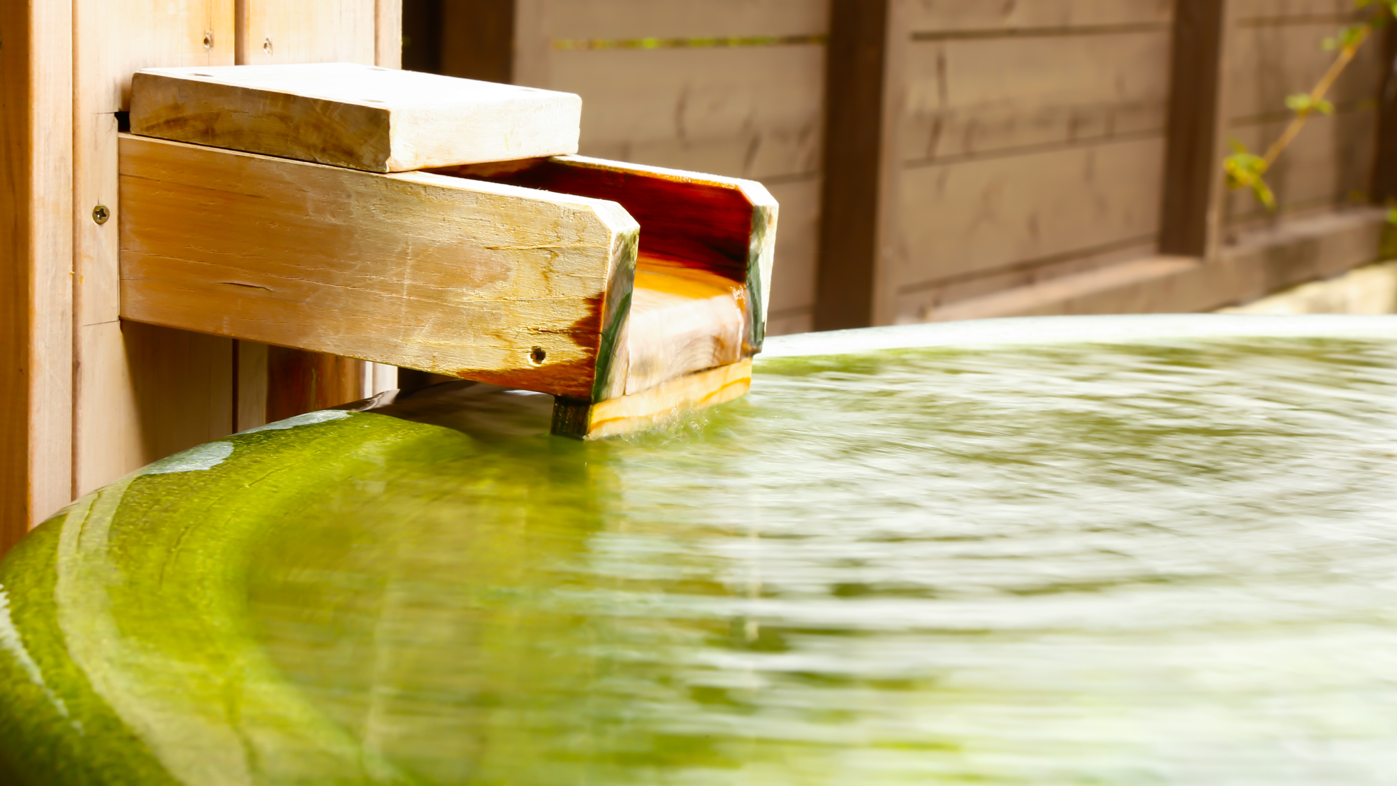 【全棟客室温泉露天風呂付】四季折々に移ろう由布院の絶景をひとり占め