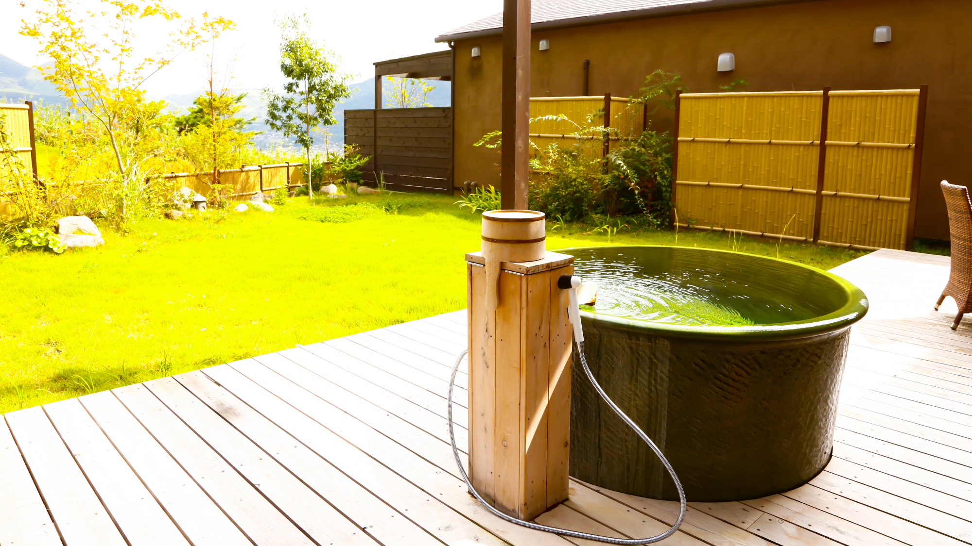 【全棟客室温泉露天風呂付】四季折々に移ろう由布院の絶景をひとり占め