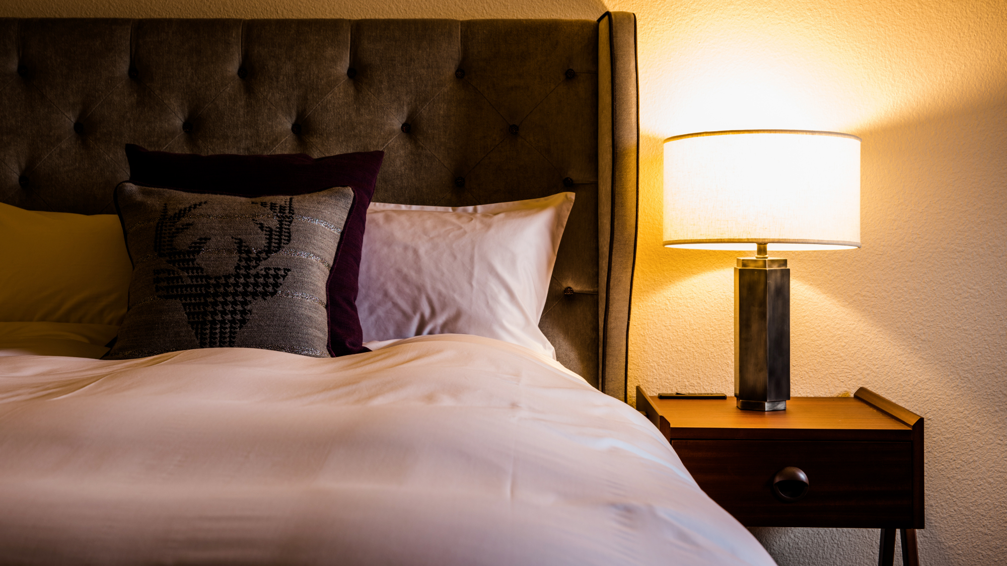 【ベッドルーム】