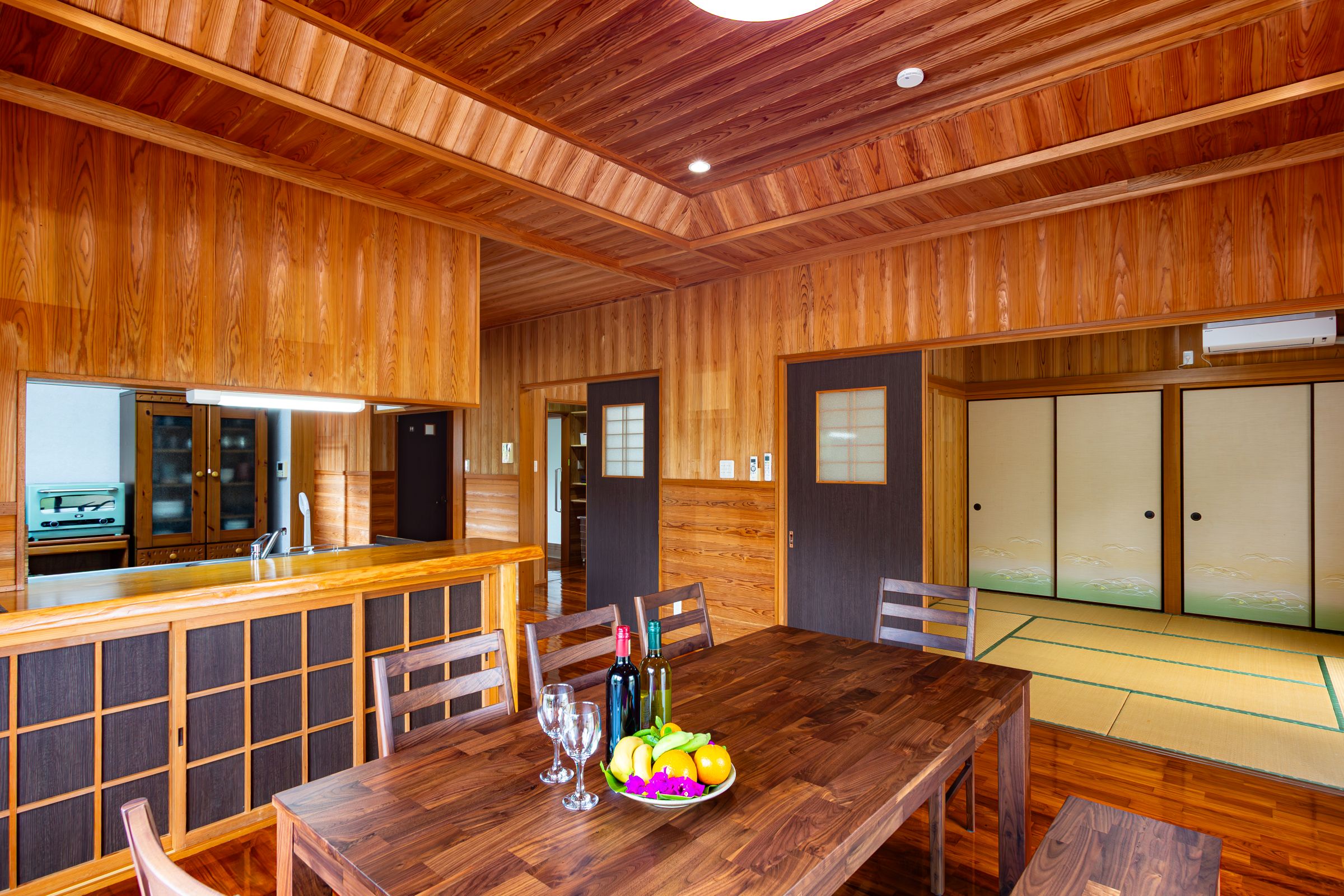 和室と繋がるリビング