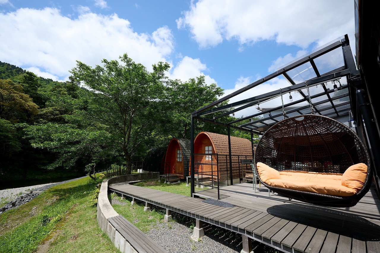 【別館リバーフロント】清流を臨む絶景　コンテナ×貸別荘　ペット同伴OK　BBQ器材付　一棟貸切プラン