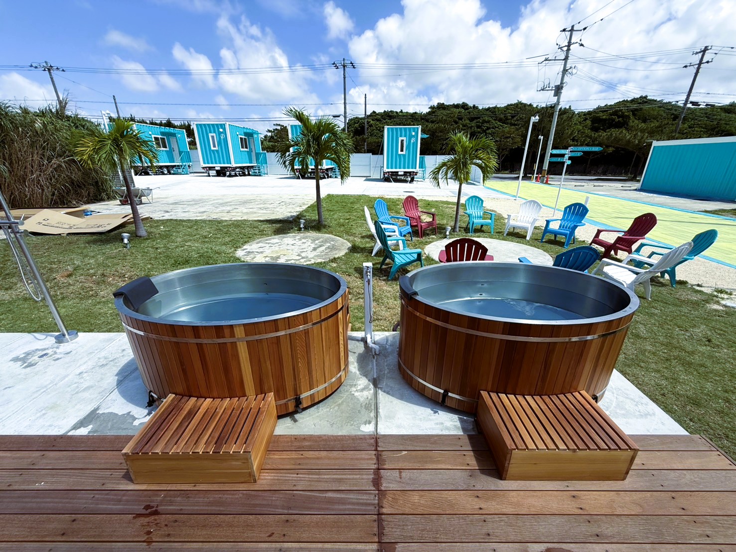 【水風呂】チラー付き水風呂を4基ご用意。常夏の宮古島でキンキンに冷えた水風呂に入る快感を是非ご堪能く