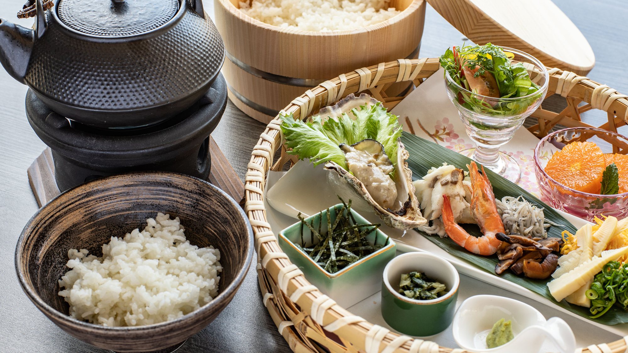 ・【夏季／朝食一例】香り高いお出汁と広島の豊かな食材を味わう和朝食