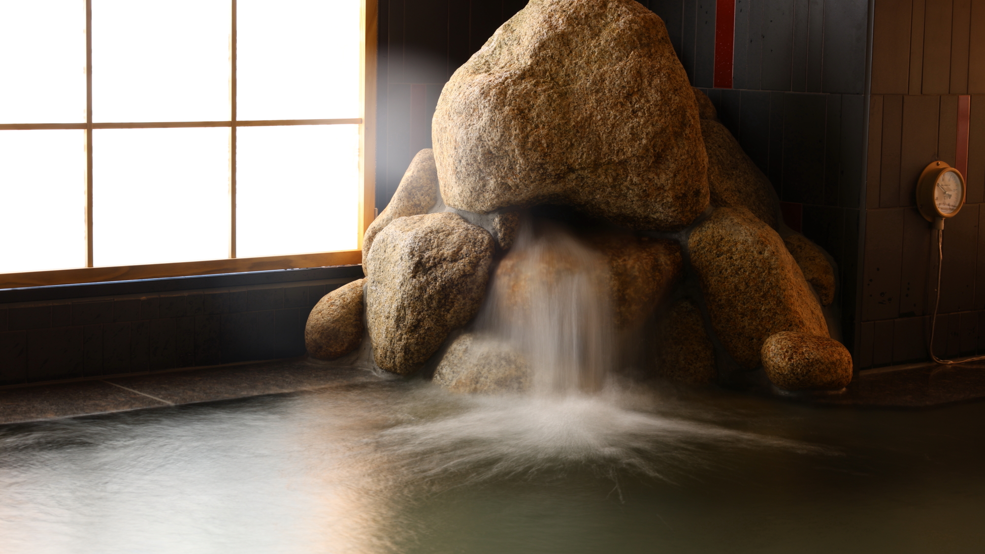 温泉（イメージ）