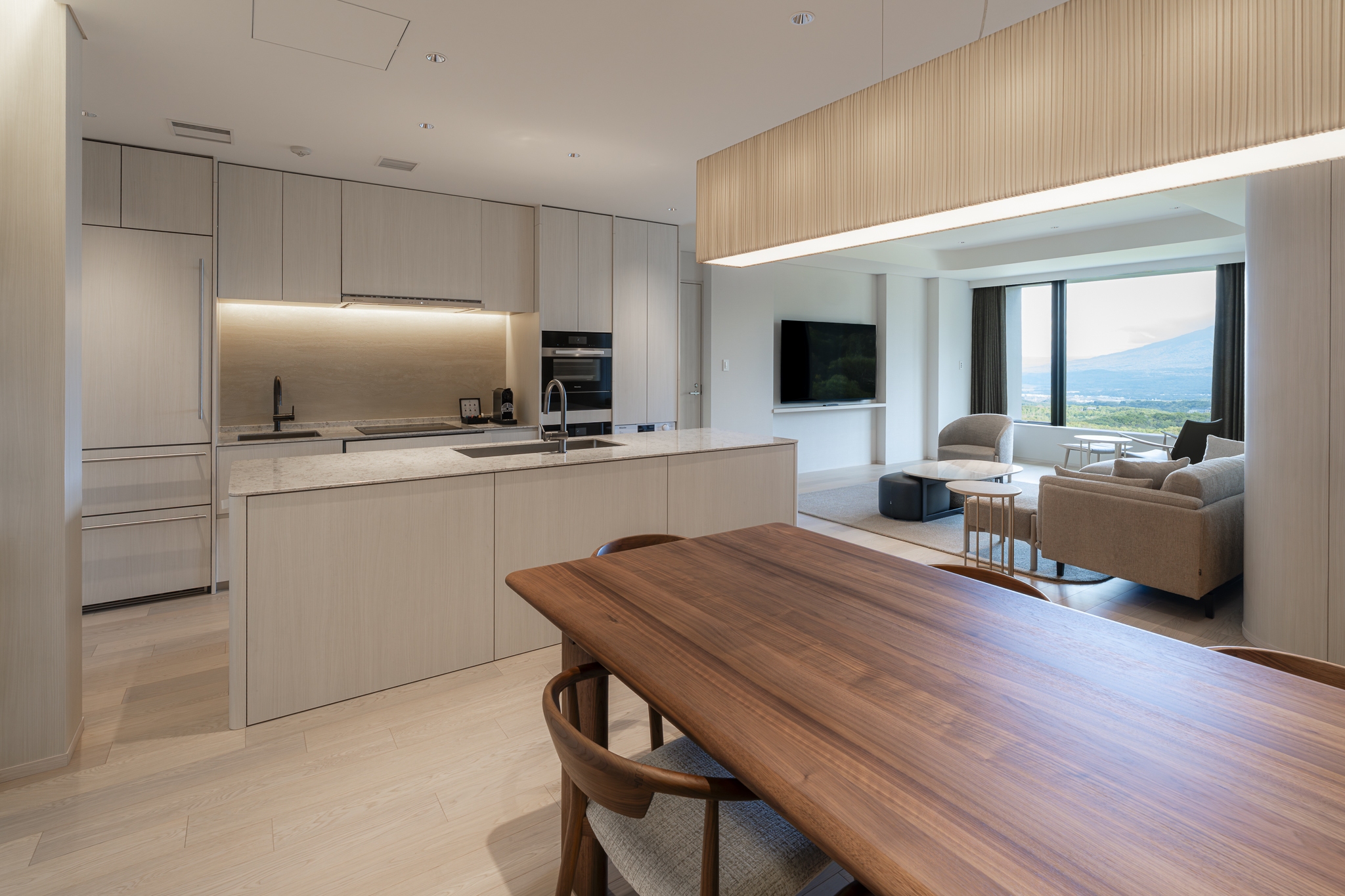 Weiss Onsen Suite, Mt. Yotei