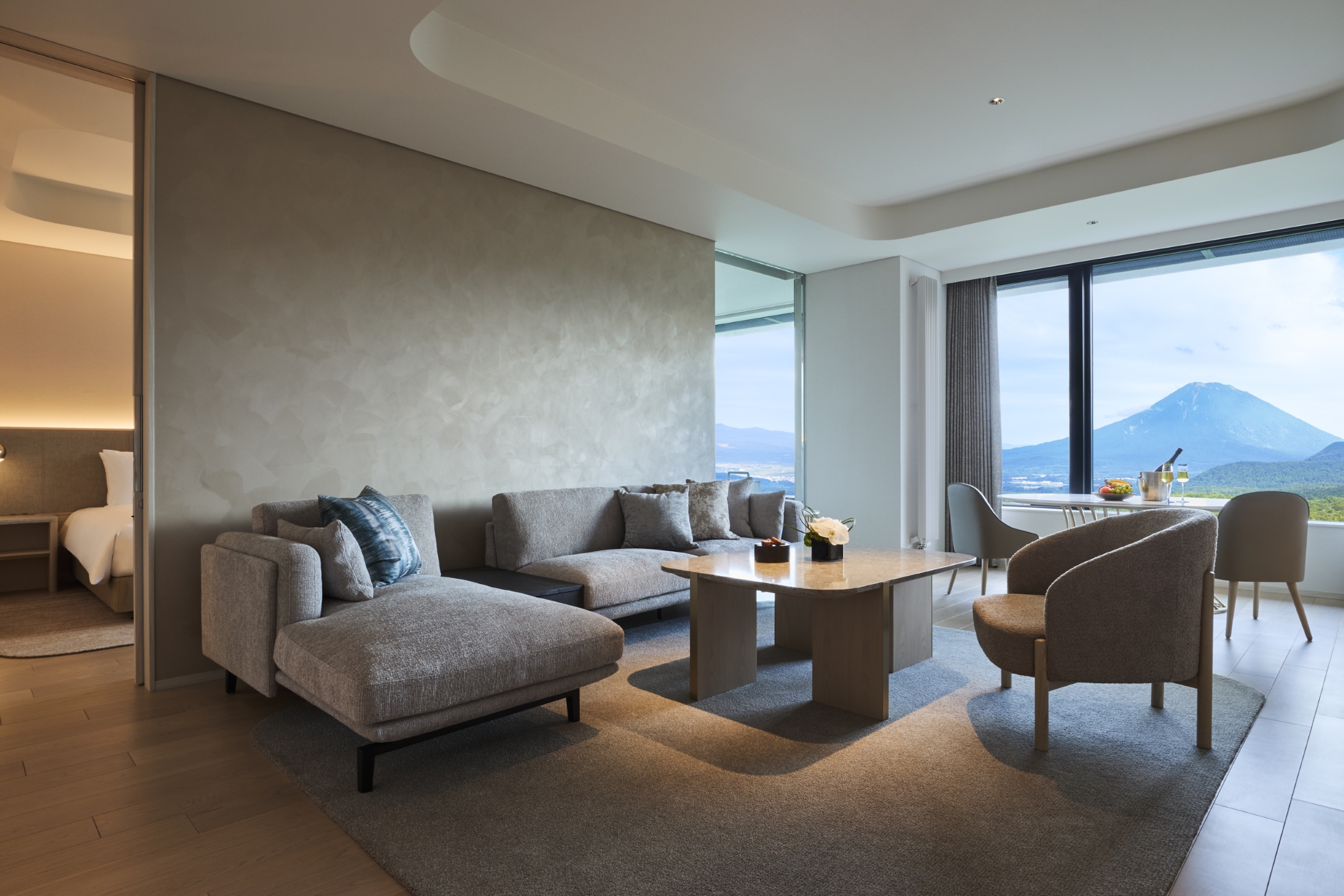 Corner Onsen Suite Yotei View