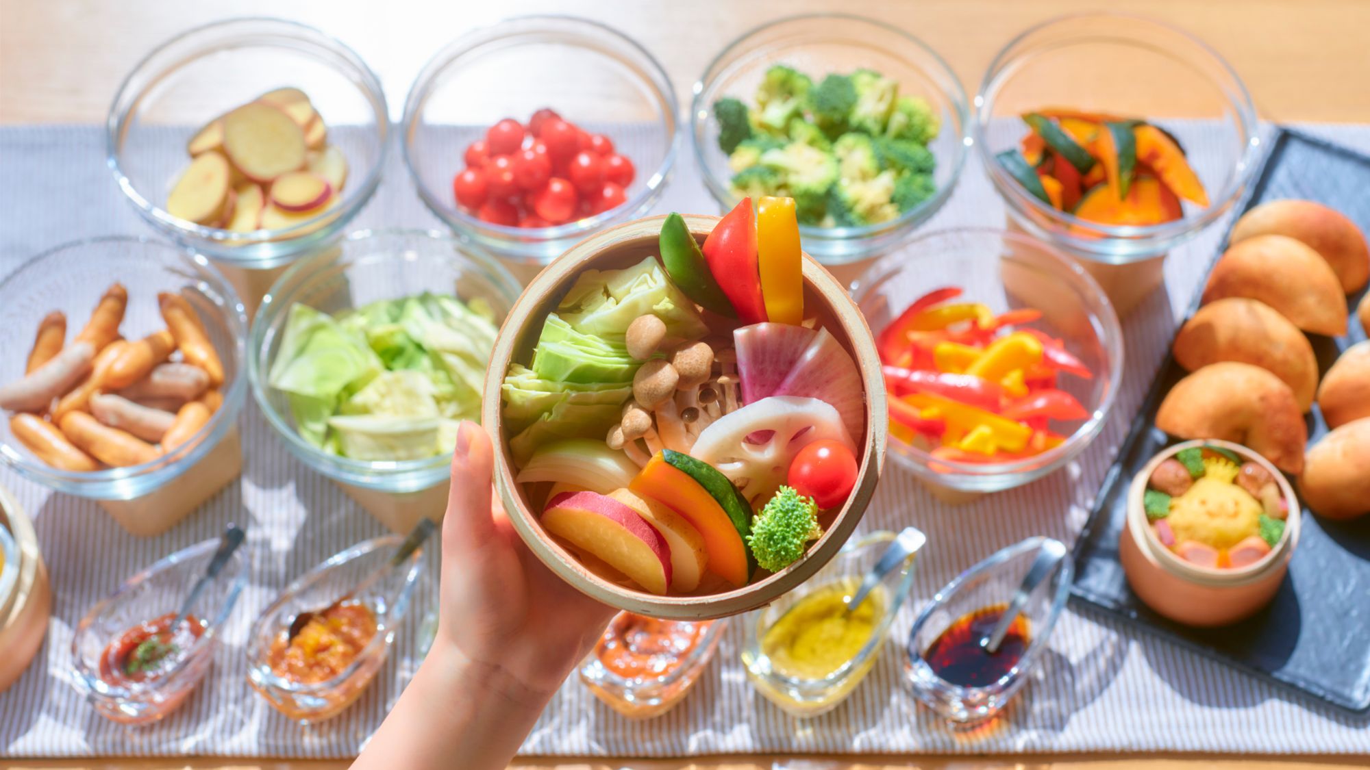 新鮮なお野菜がいっぱいの朝食ビュッフェ