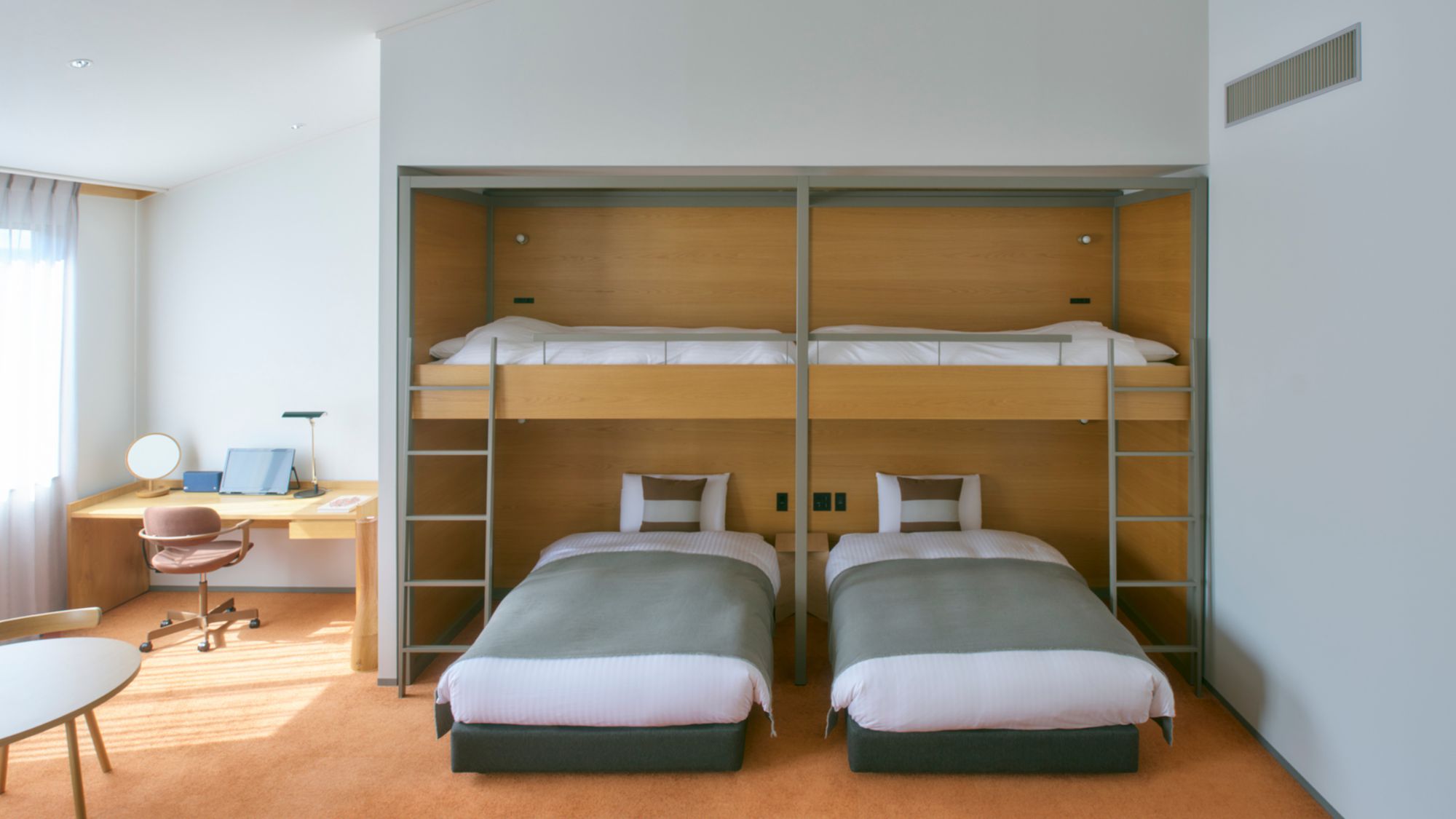 お子様も喜ぶBUNK BED