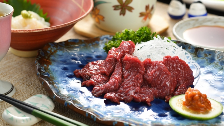 【リニューアル記念◆5つの特典＆馬刺し会席】会津の味覚と源泉かけ流しの湯を楽しむ（1泊2食）