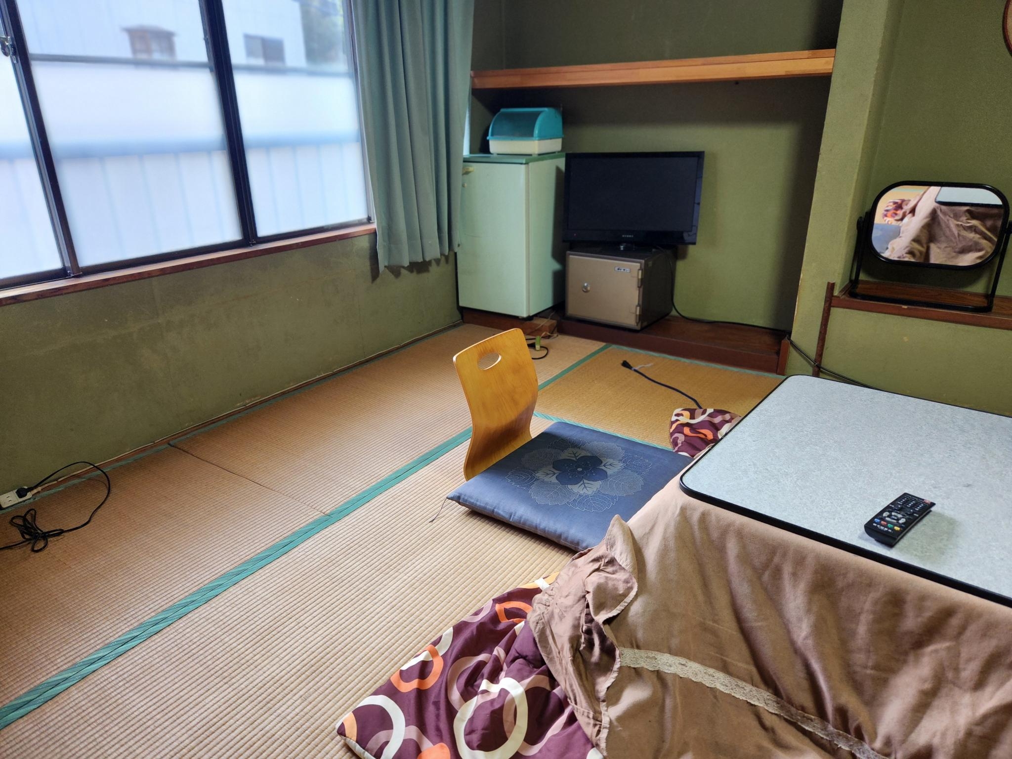 【食事なし】素泊まり　5人部屋 和室10畳プラン