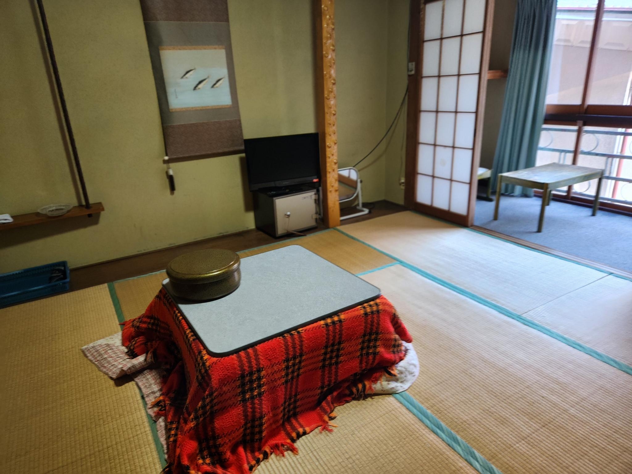 【21時以降チェックイン】素泊まり ８畳３〜４人部屋プラン 入湯税込み セルフチェックインプラン