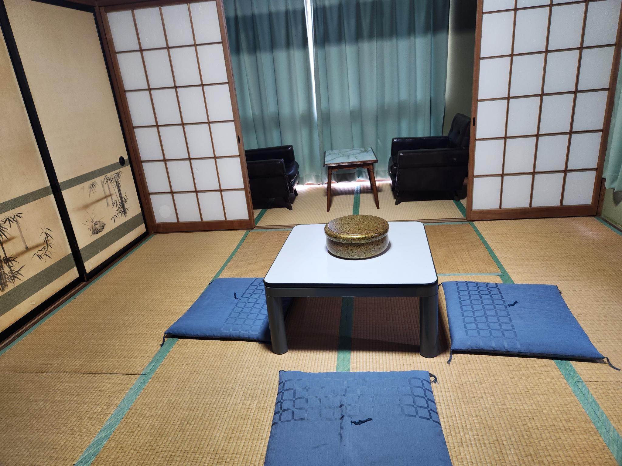 ８畳